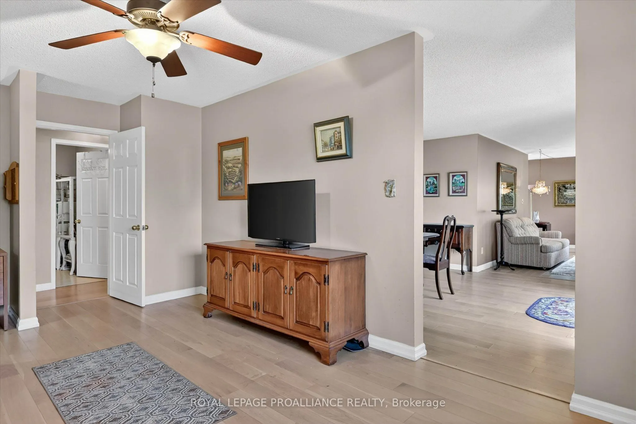 1099 Clonsilla Avenue #312A