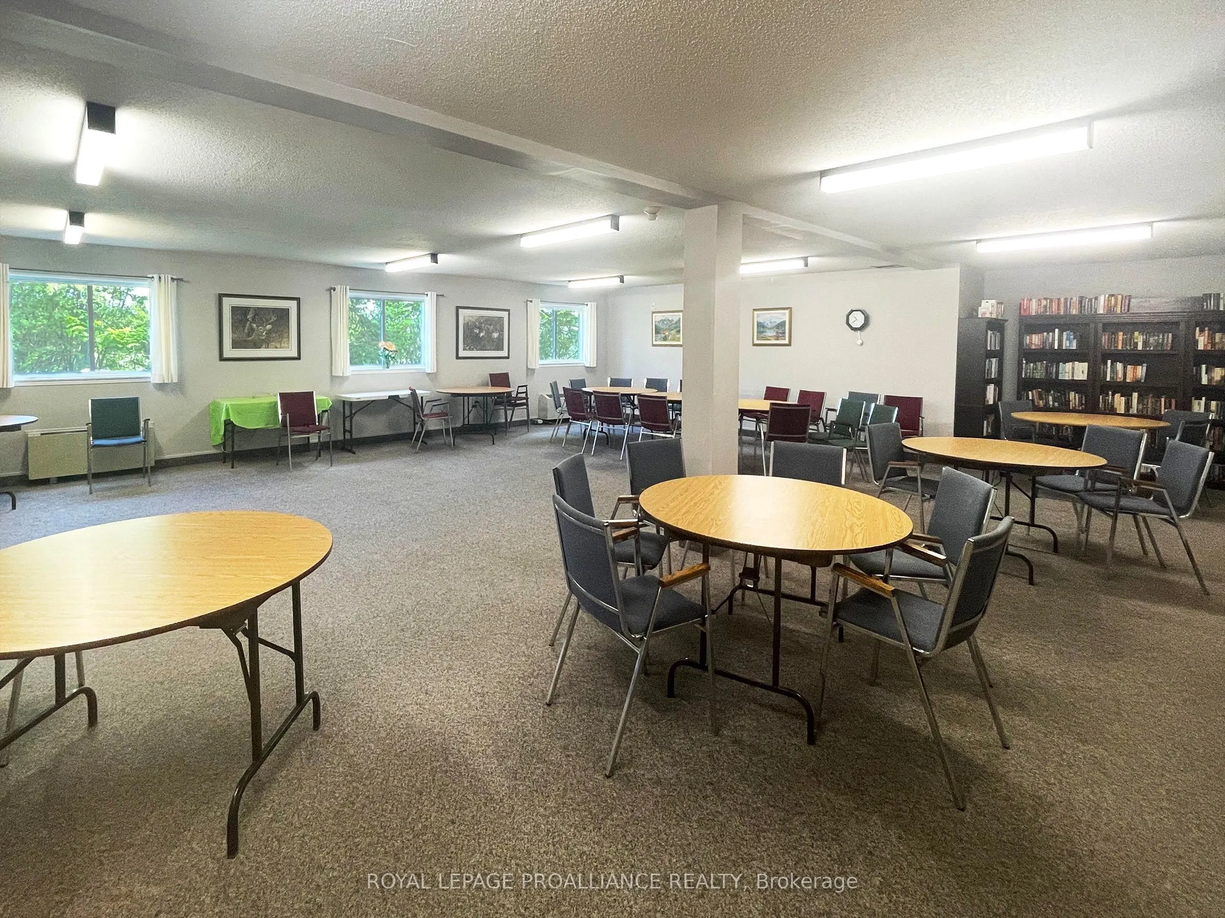 1099 Clonsilla Avenue #312A