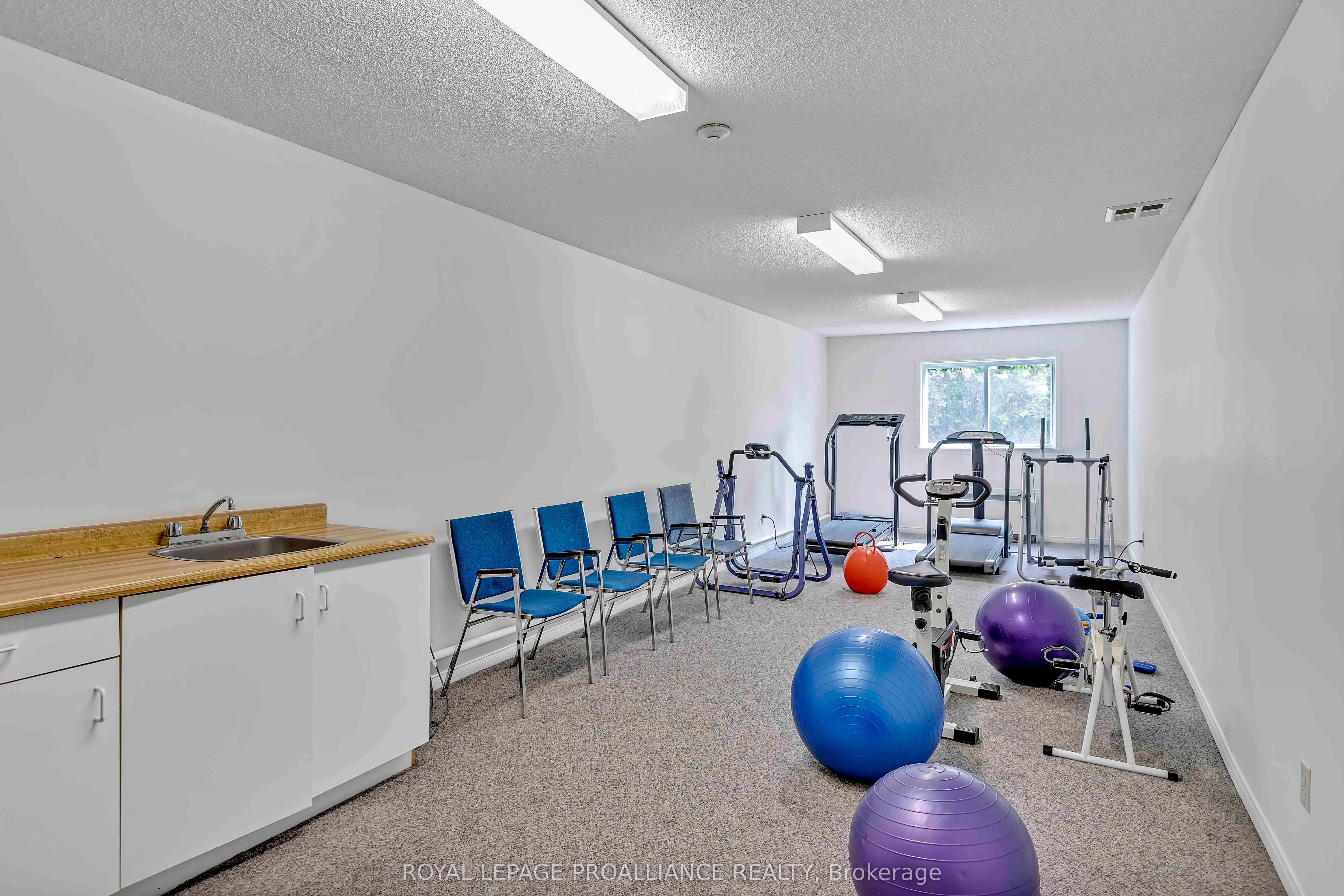 1099 Clonsilla Avenue #312A