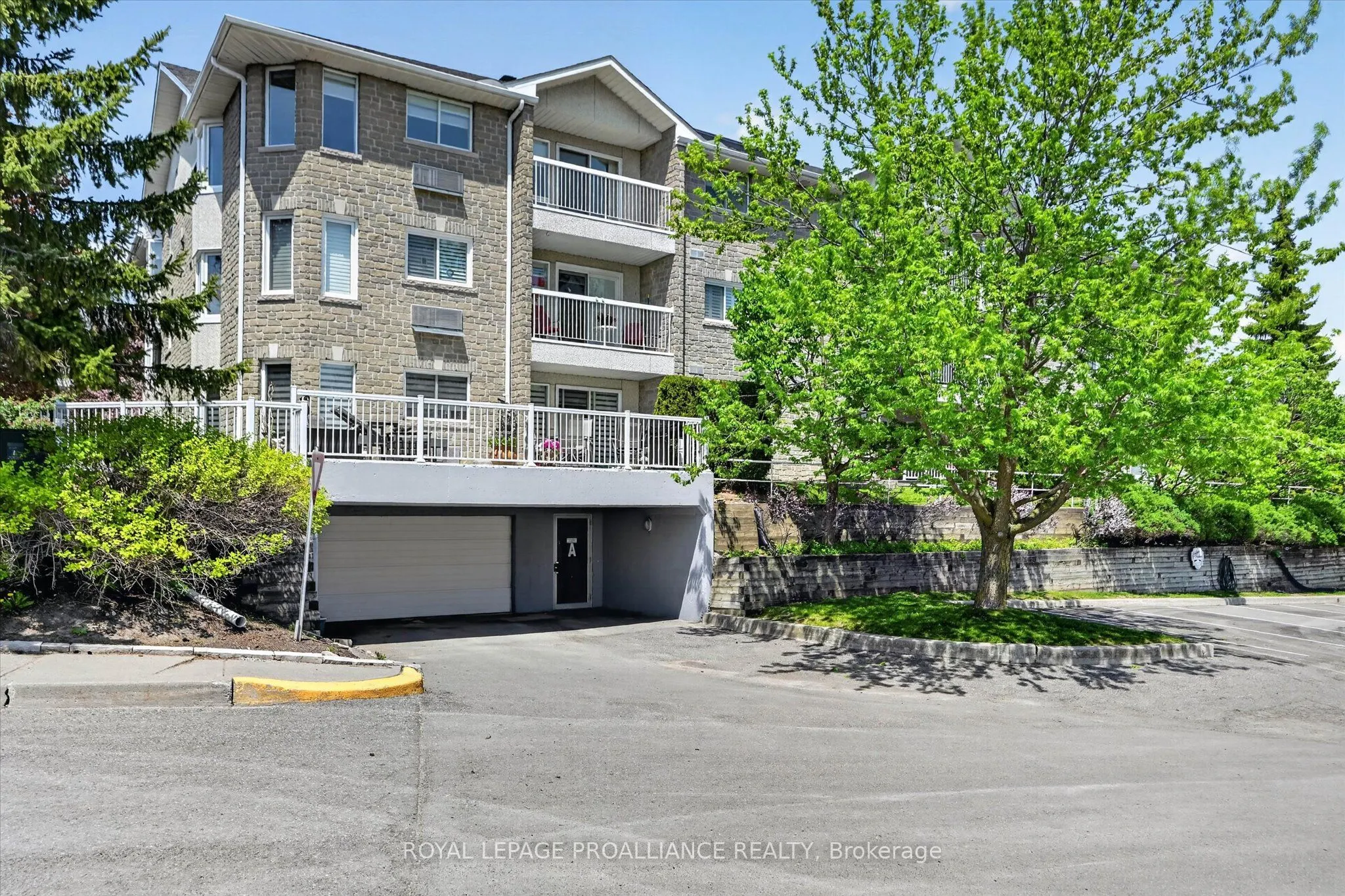 1099 Clonsilla Avenue #312A