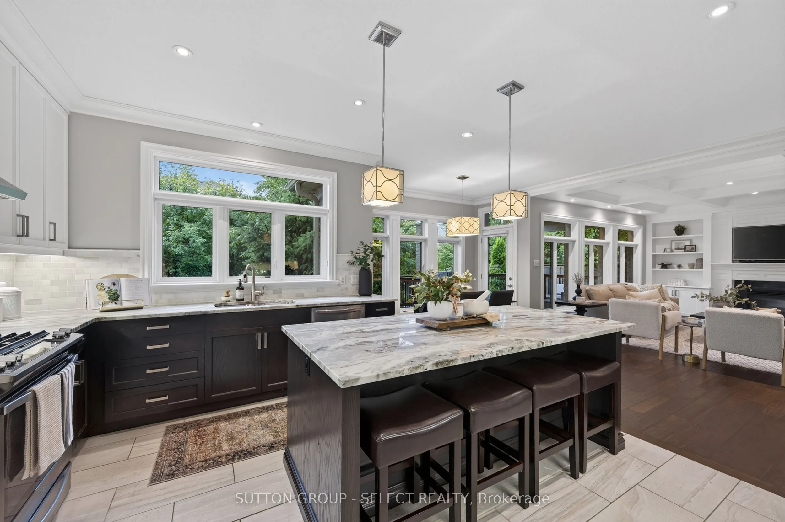 881 Foxcreek Road
