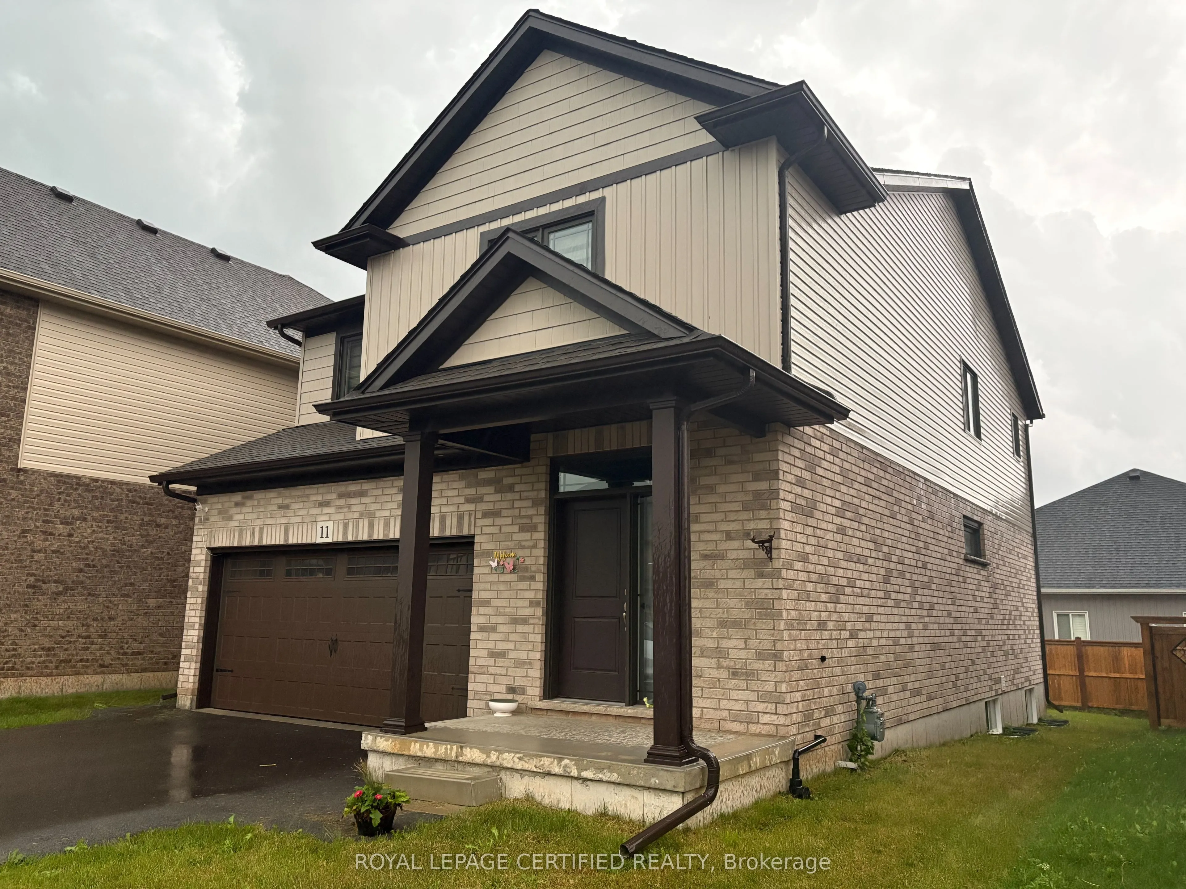 11 ALICIA Crescent