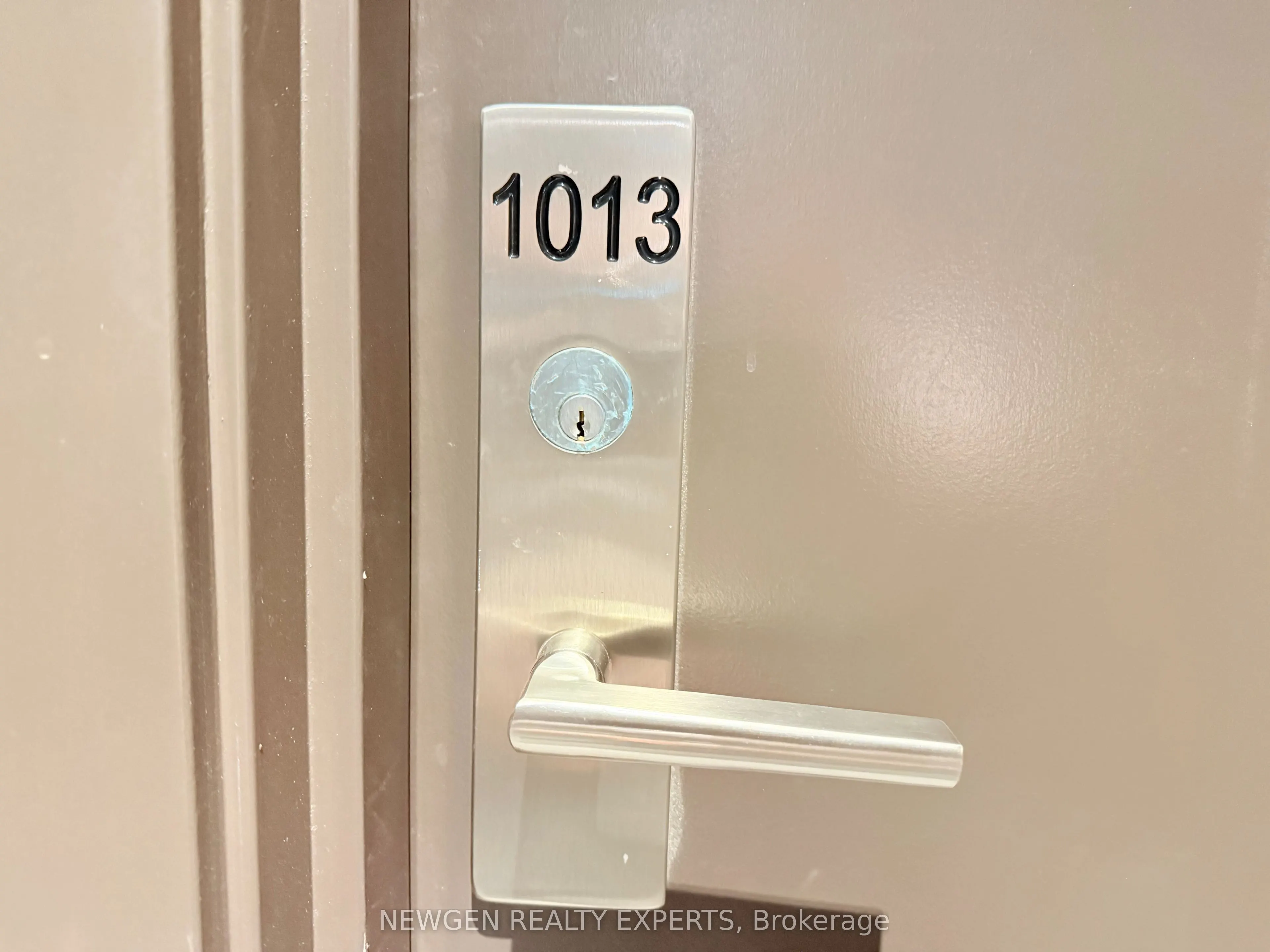 101 John Street N #1013