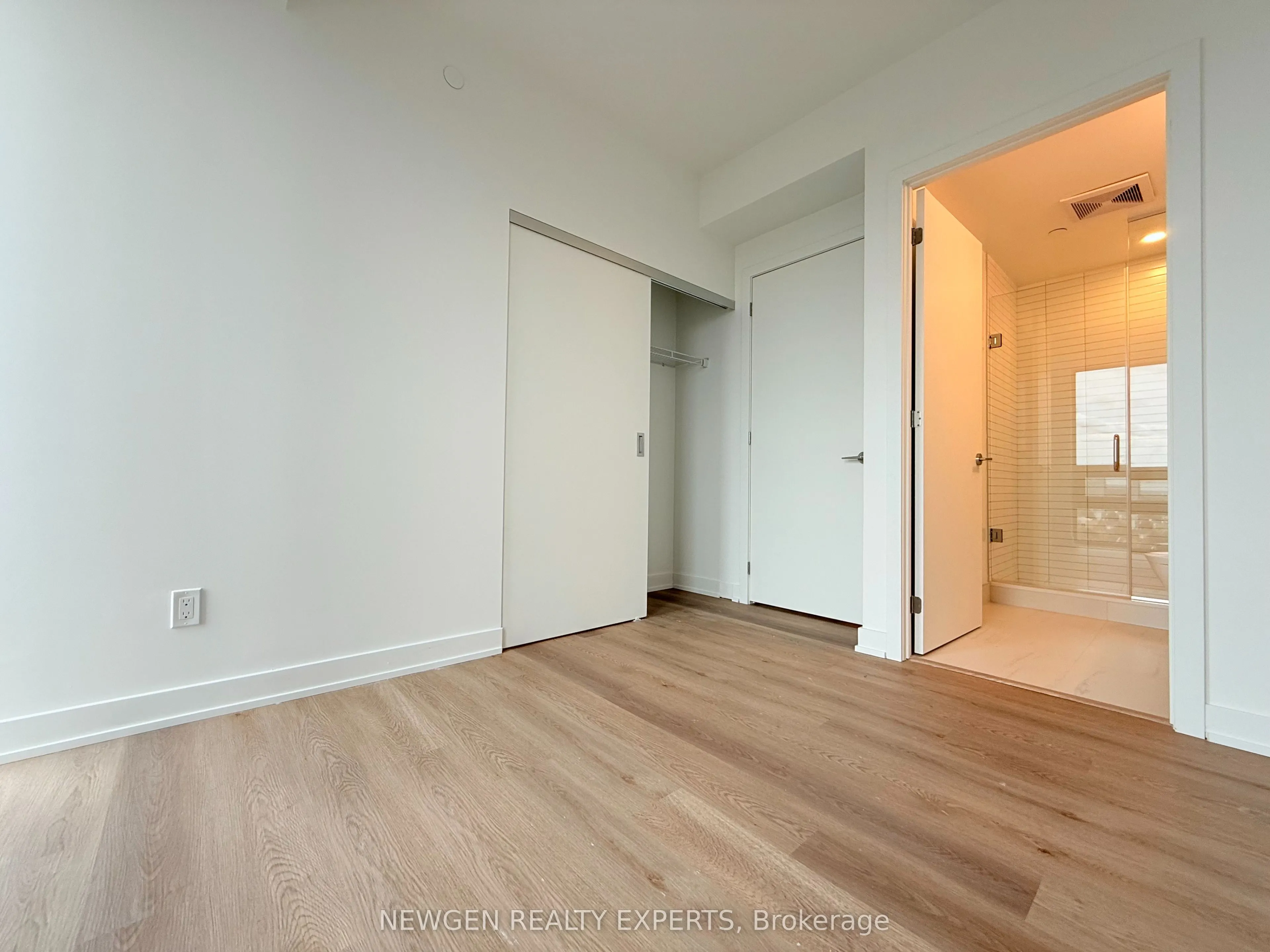 101 John Street N #1013