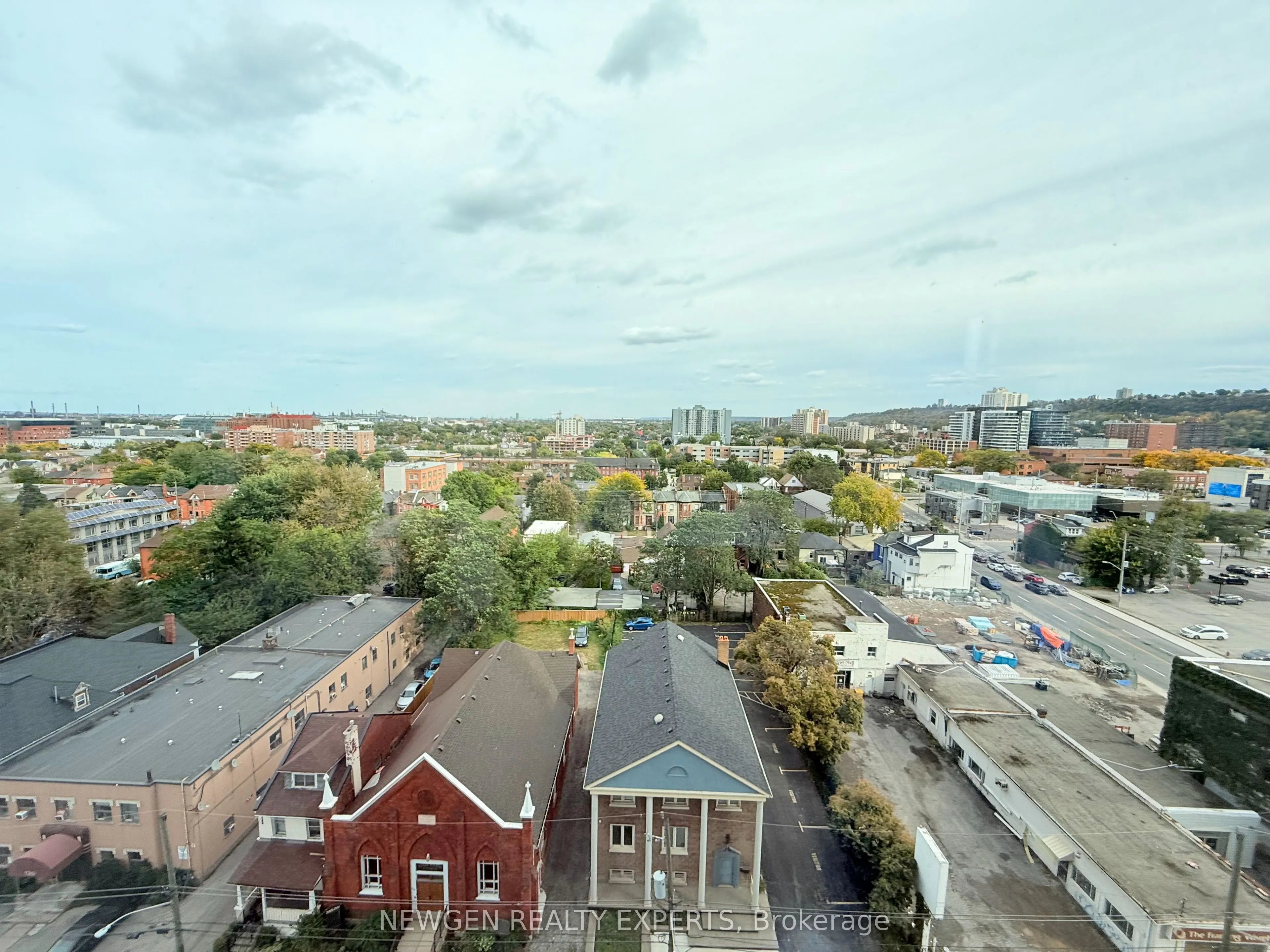 101 John Street N #1013