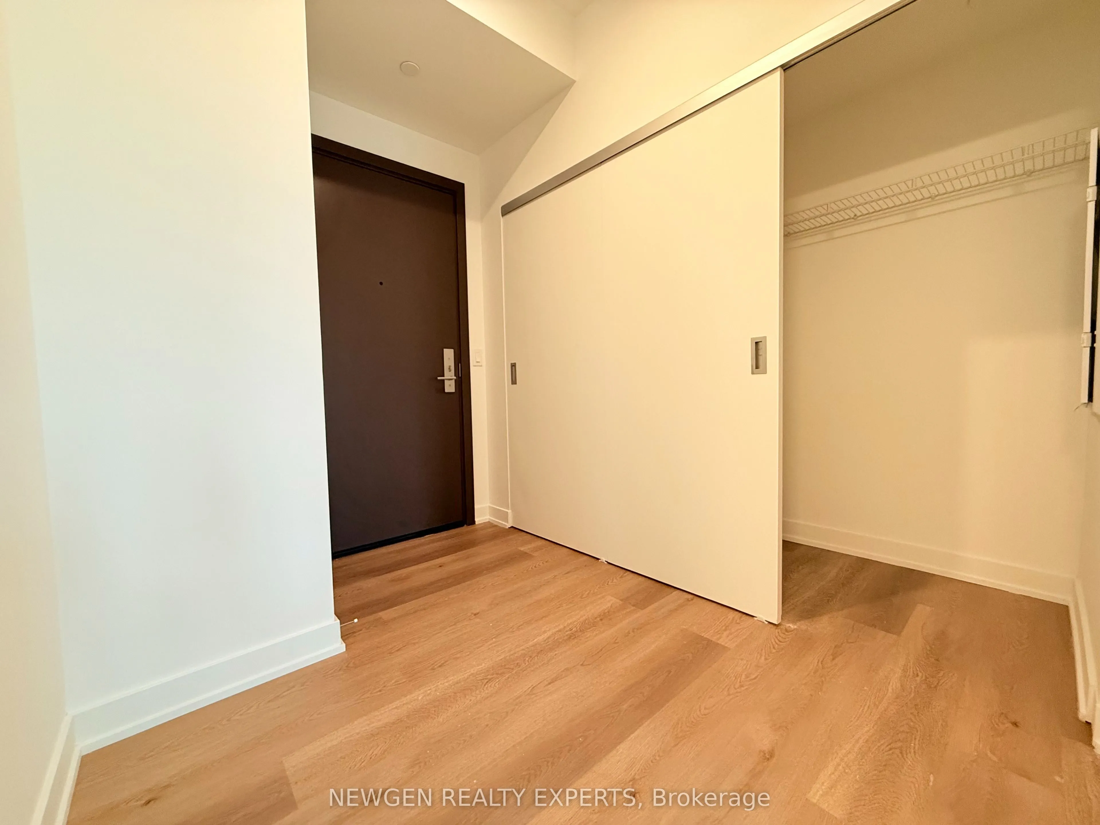 101 John Street N #1013