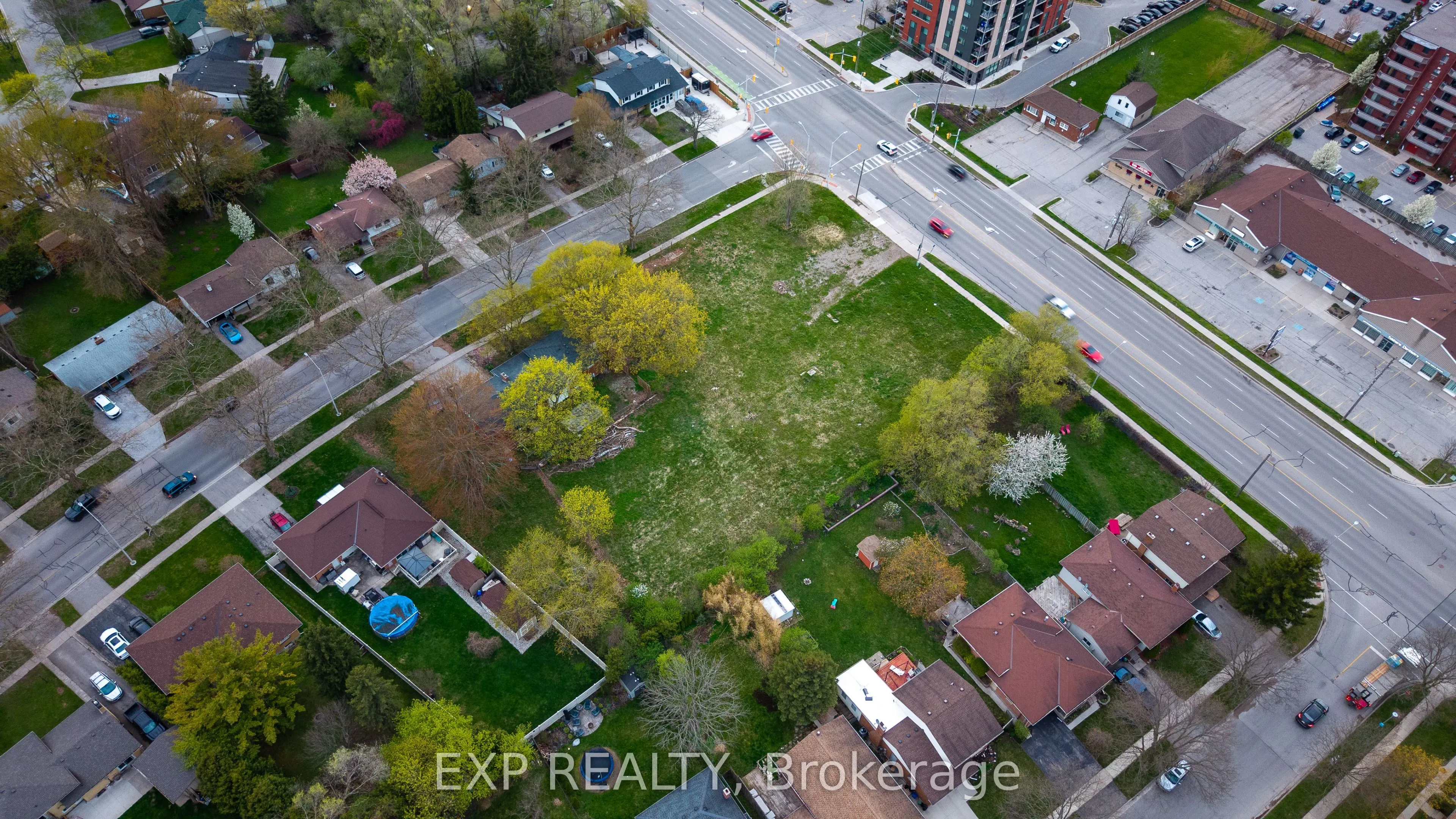 180 Commissioners Road W