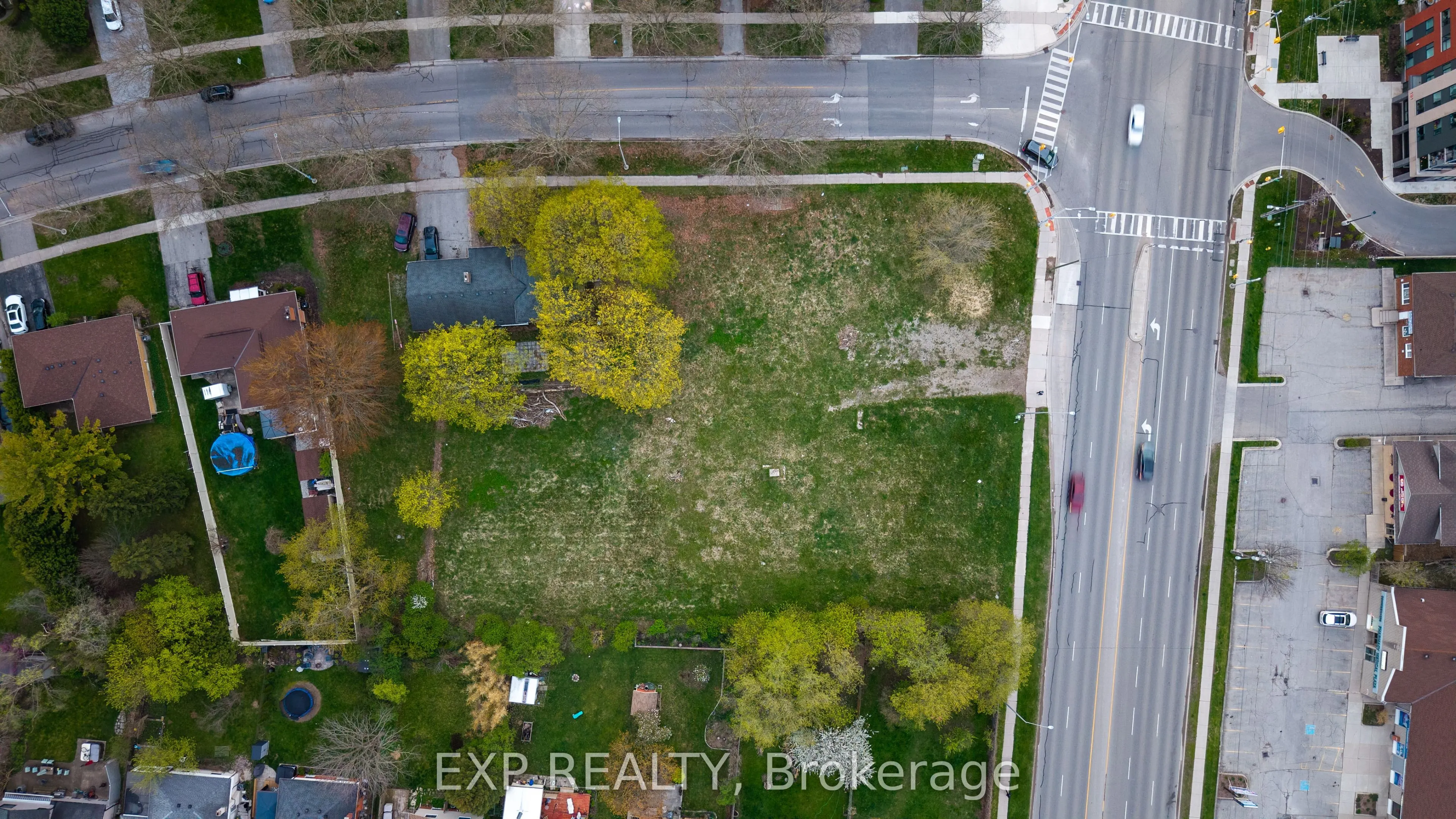 180 Commissioners Road W