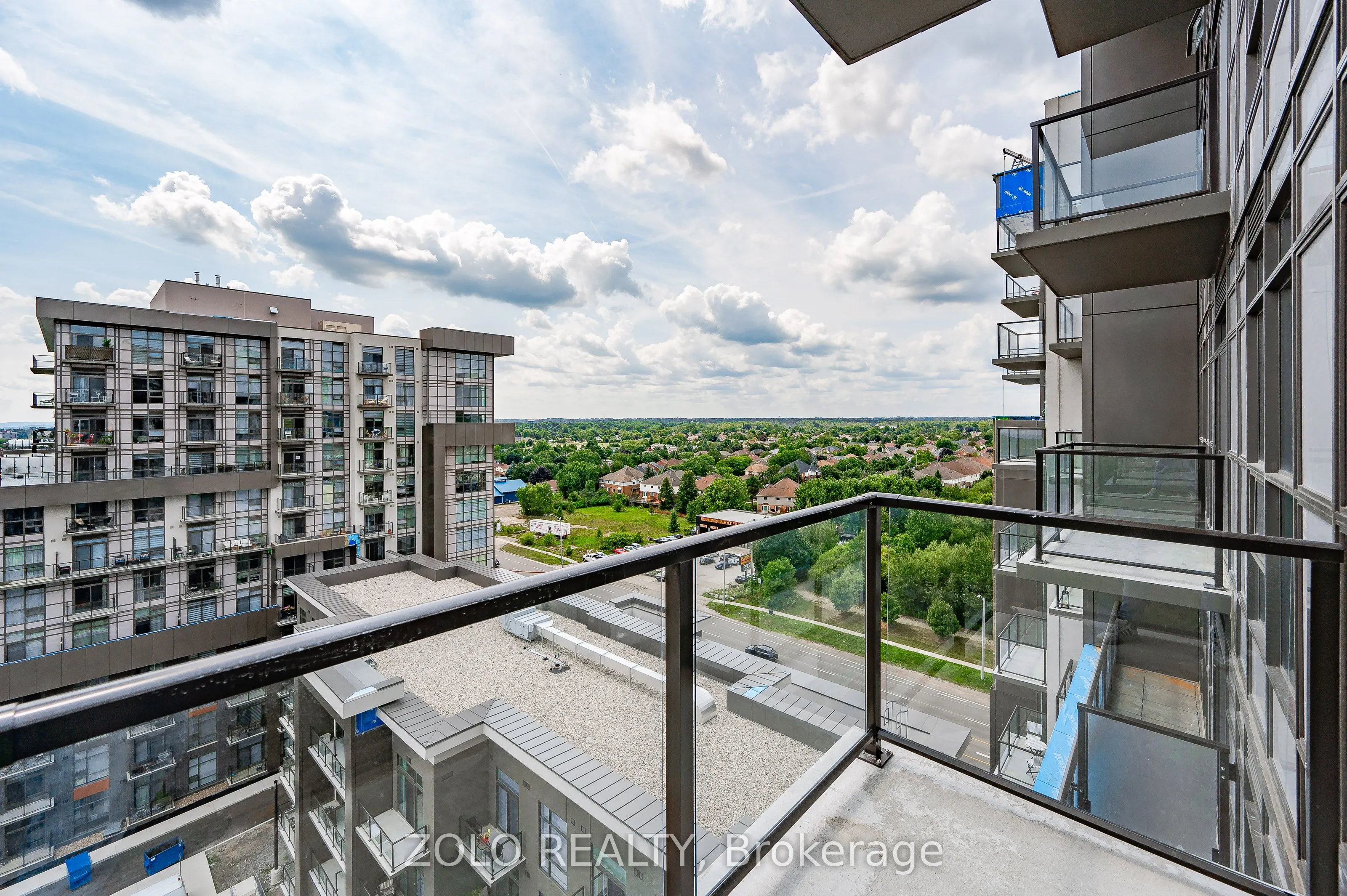 470 Dundas Street E #1011