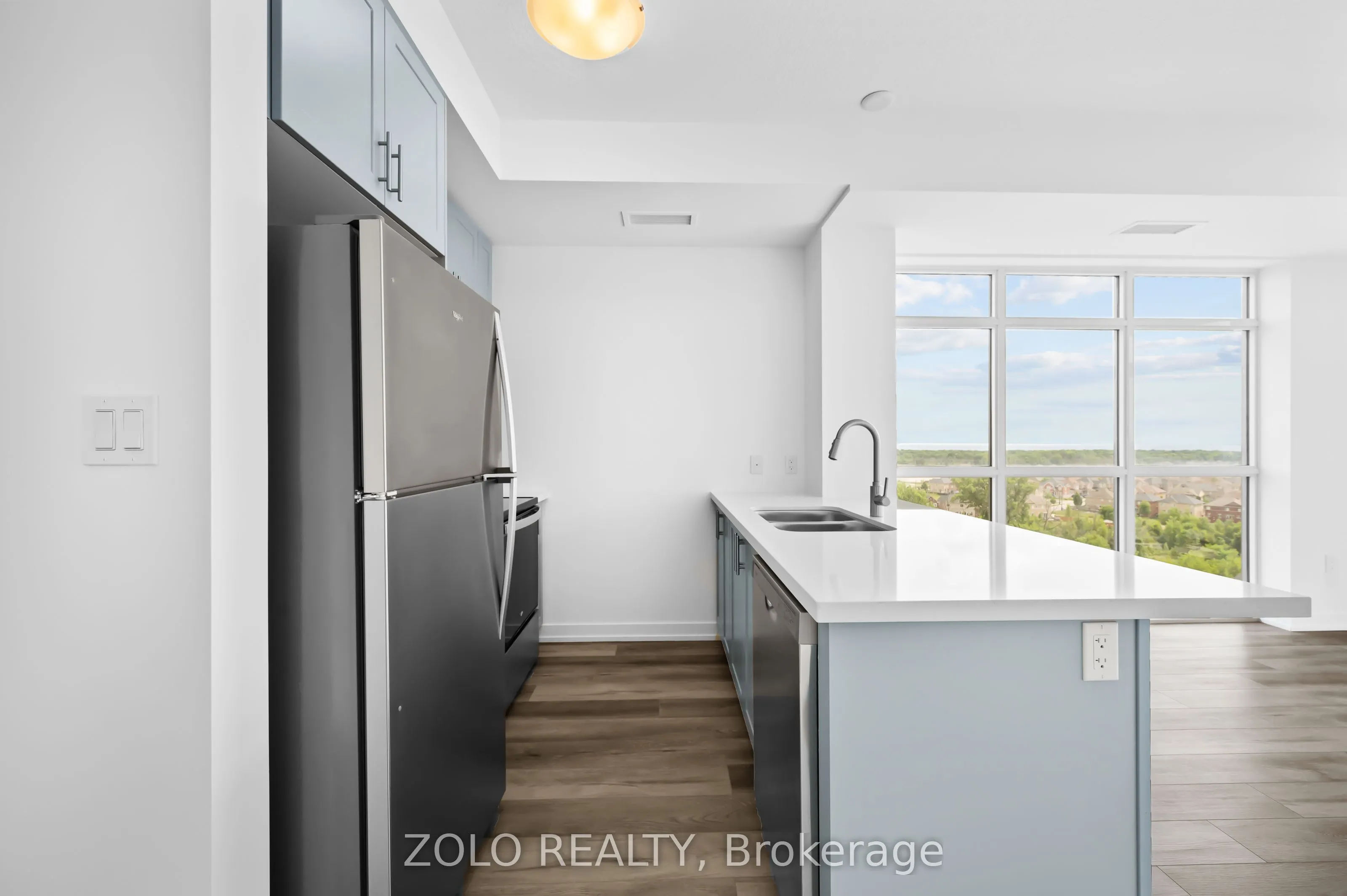 470 Dundas Street E #1011