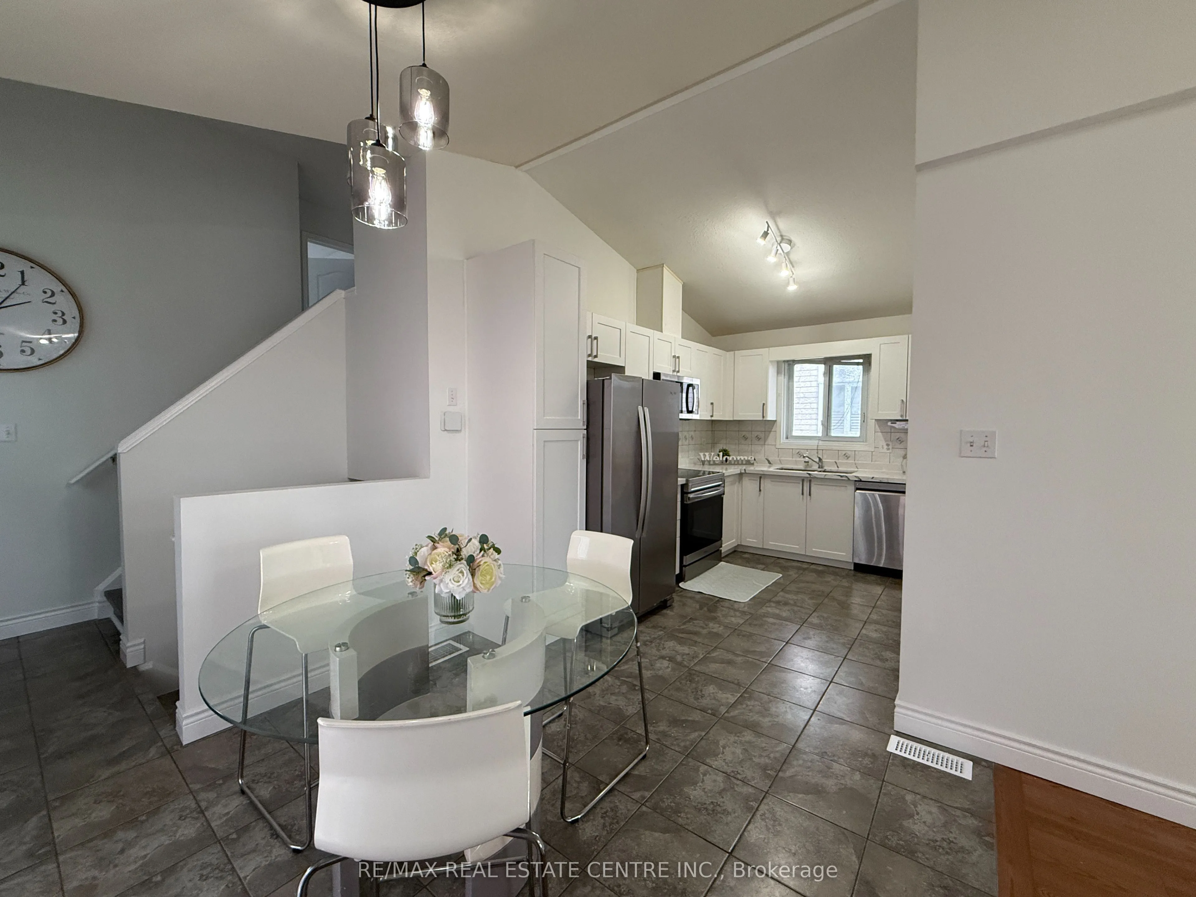 168 Copper Leaf Street
