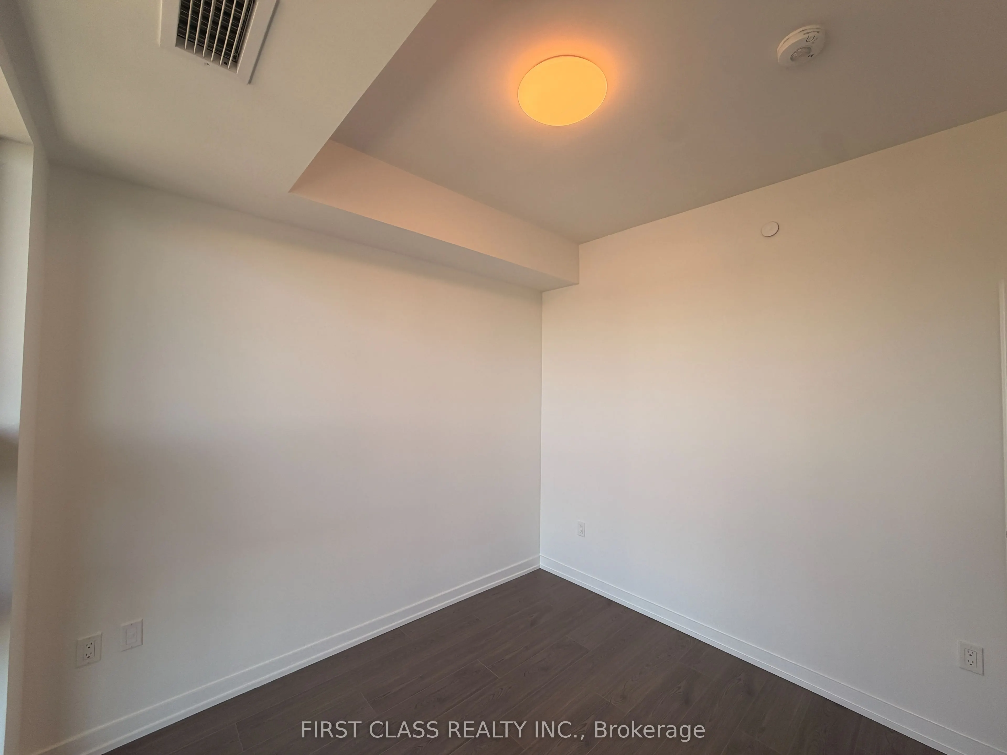 30 Francis Street S #1012