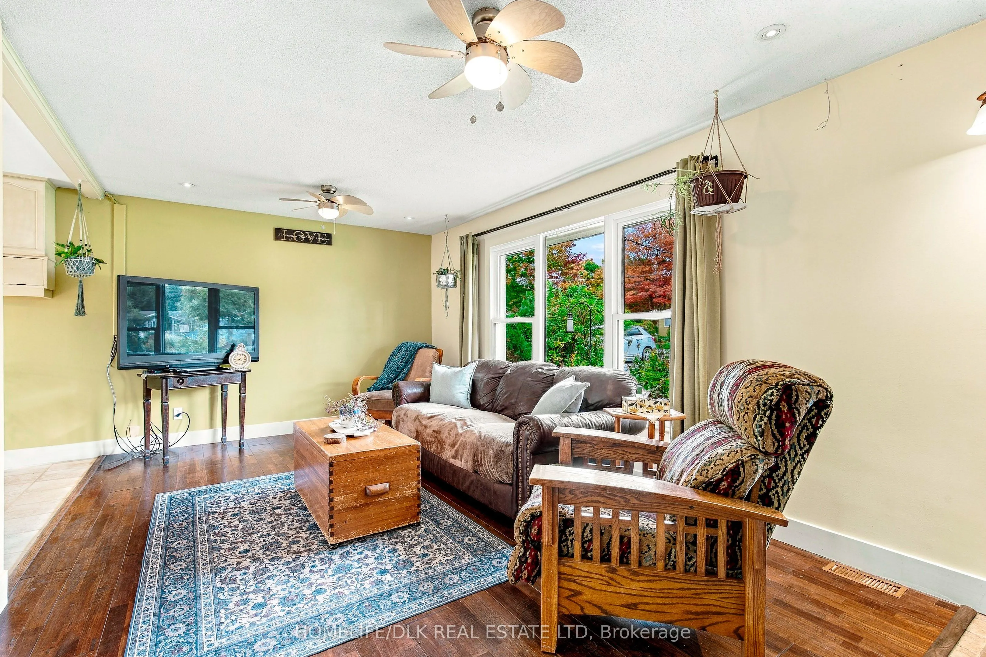 2269 Kelly's Avenue
