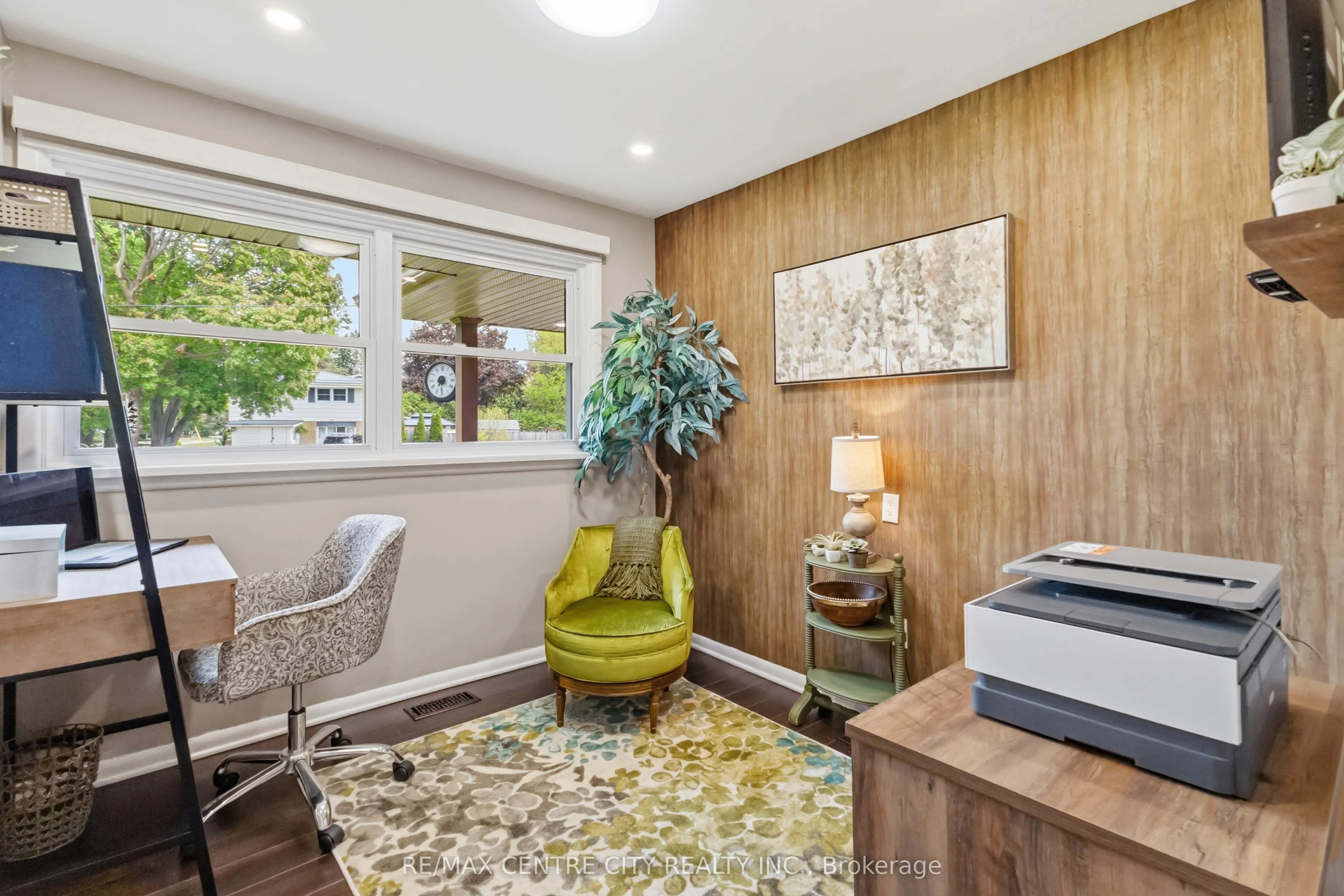 70 Brentwood Crescent