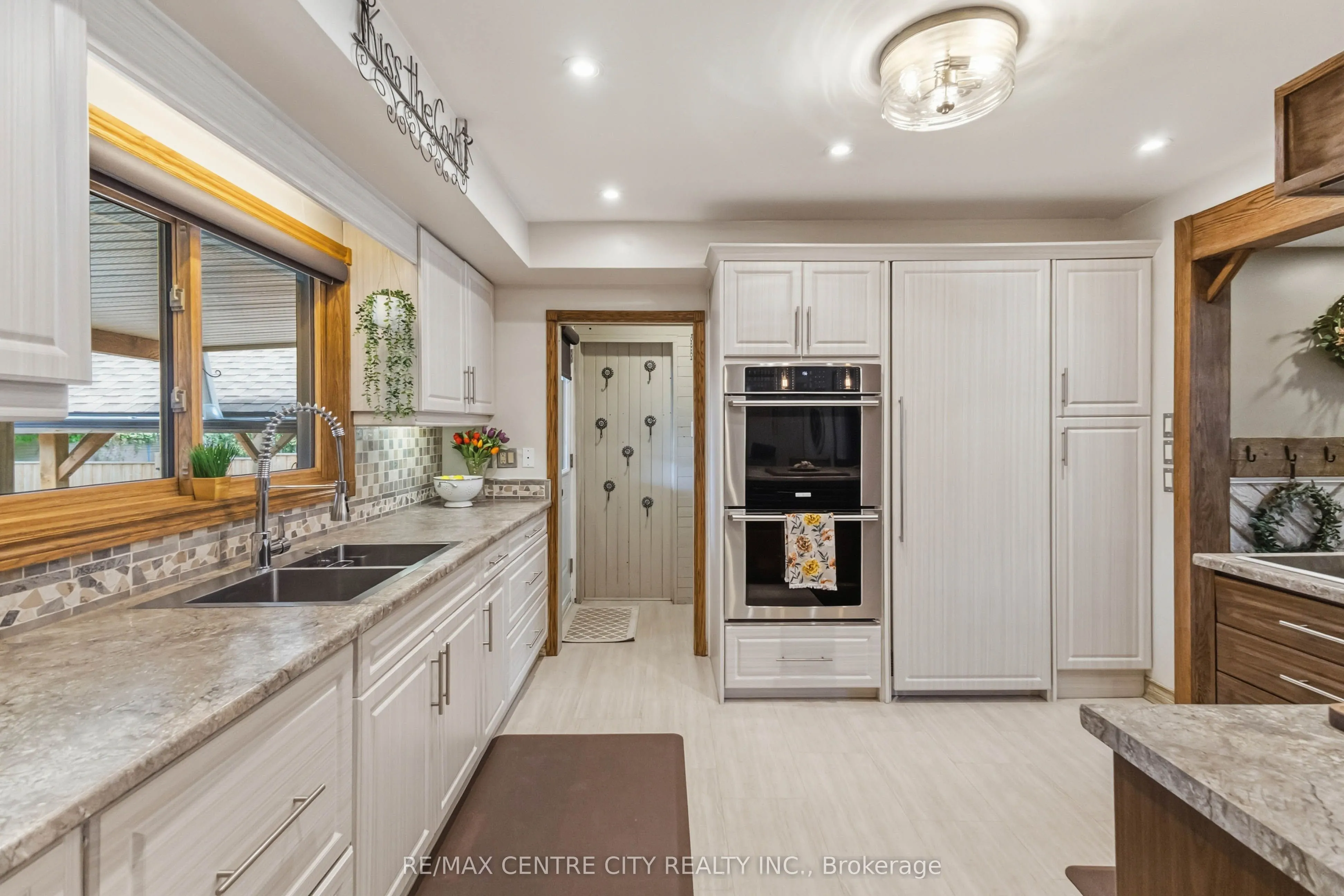70 Brentwood Crescent