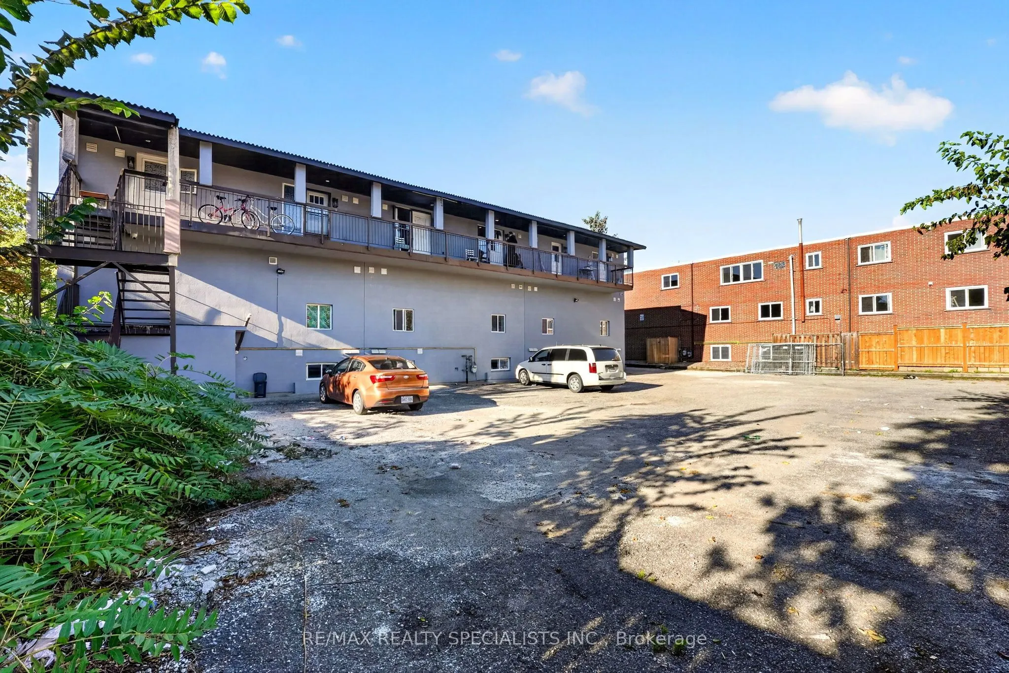 44 QUEENSTON Street #1A