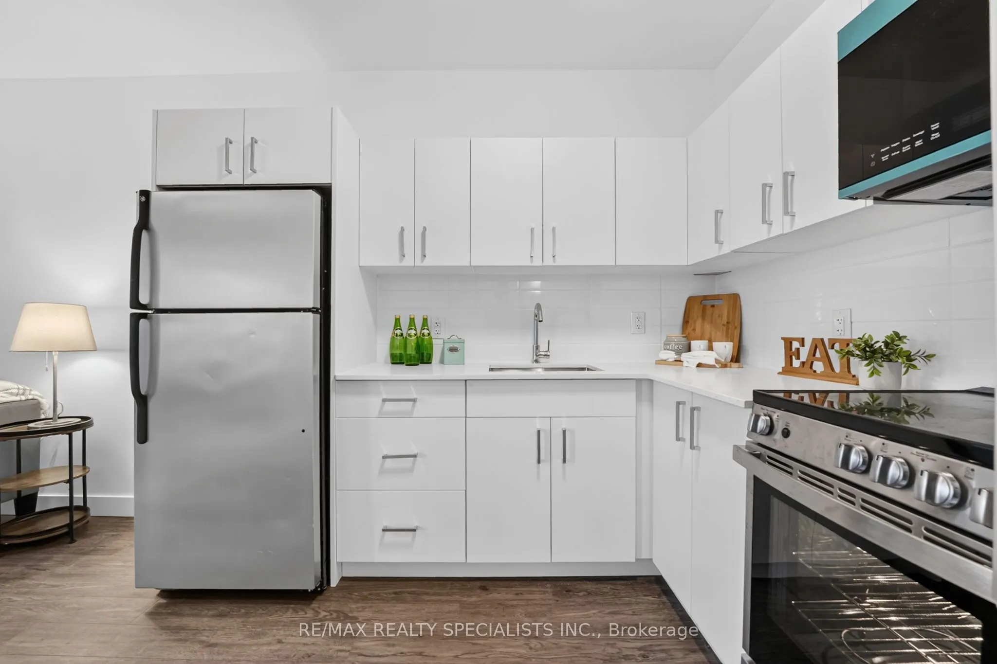 44 QUEENSTON Street #1A