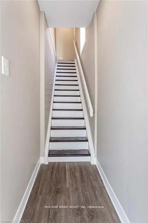 279 William Street #2 Upper