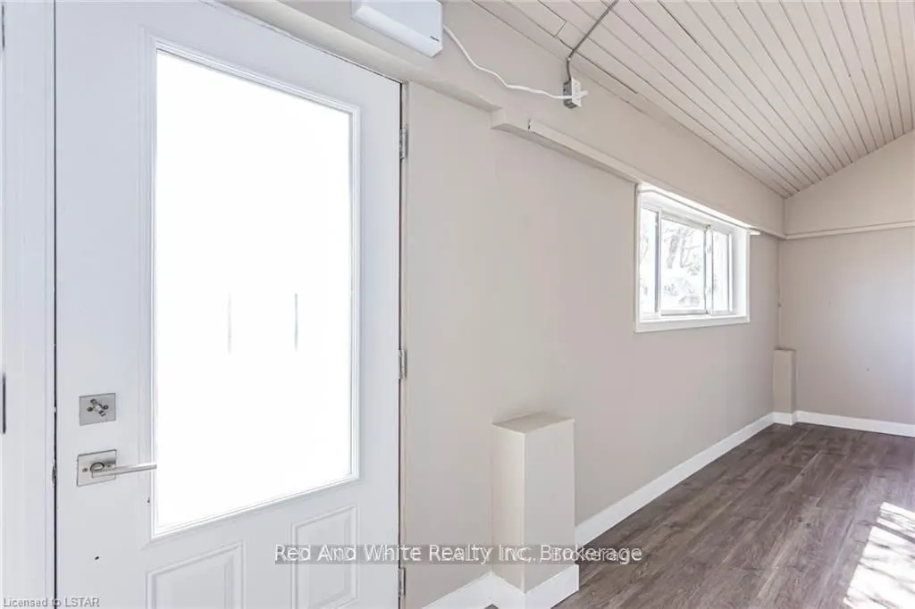 279 William Street #2 Upper