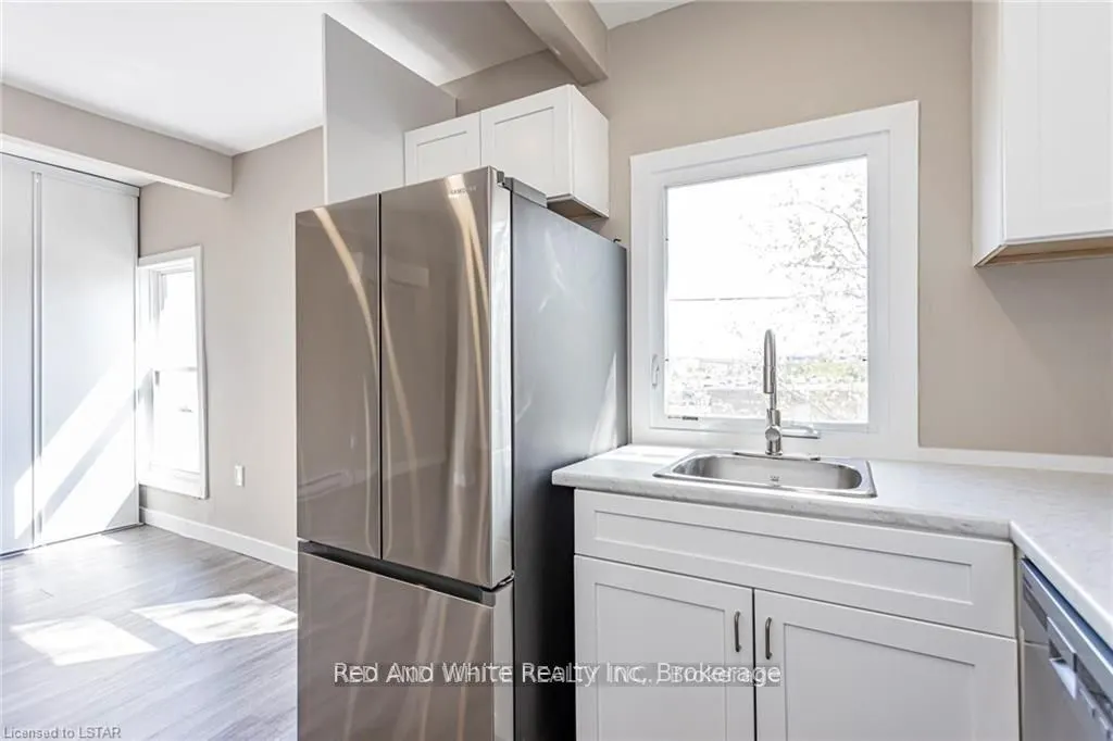279 William Street #2 Upper