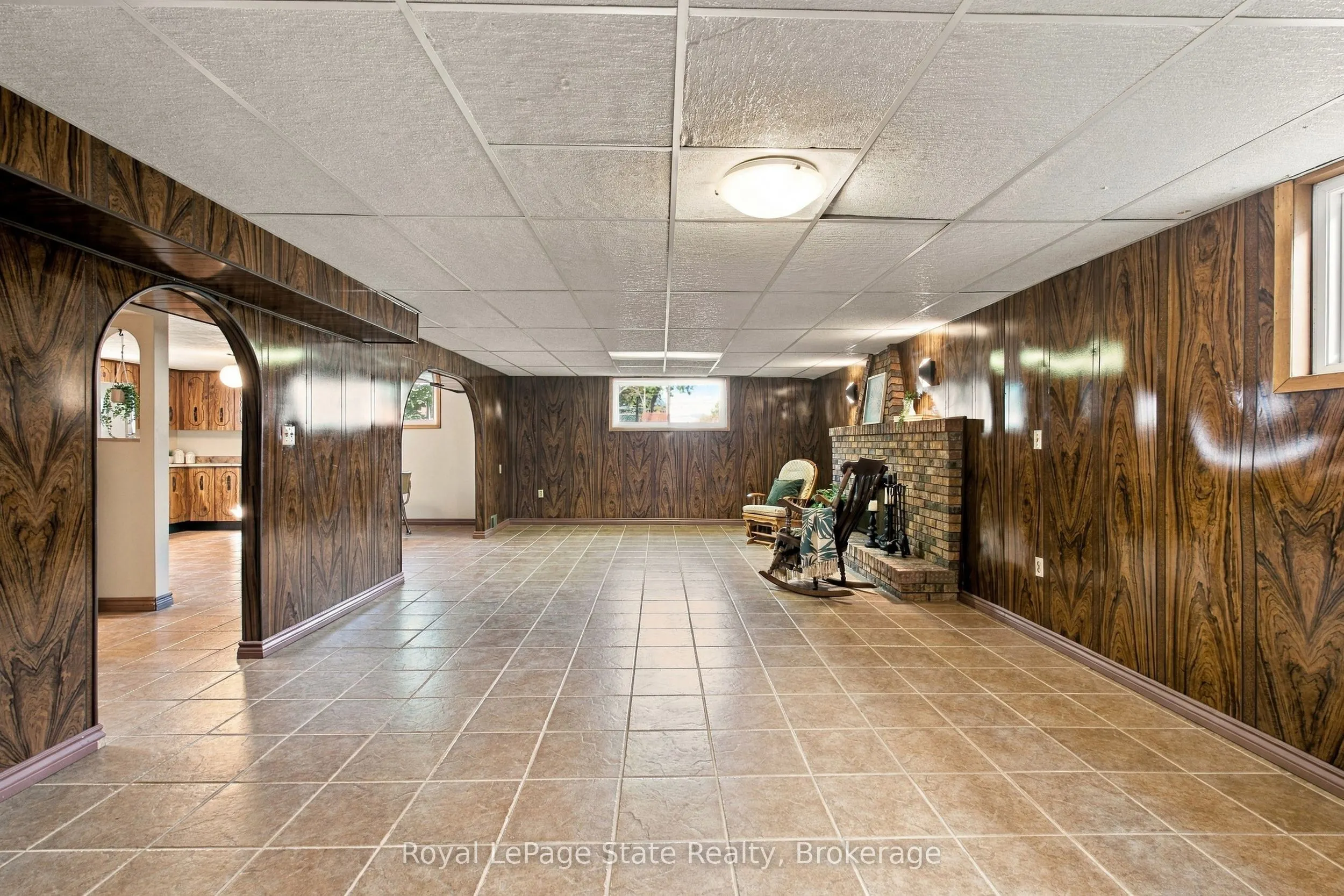 79 Oakland Drive