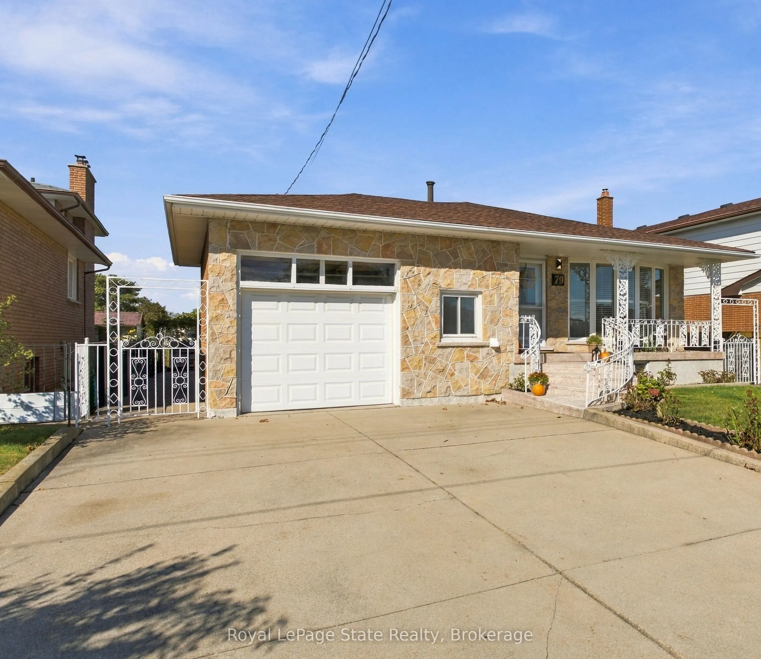 79 Oakland Drive