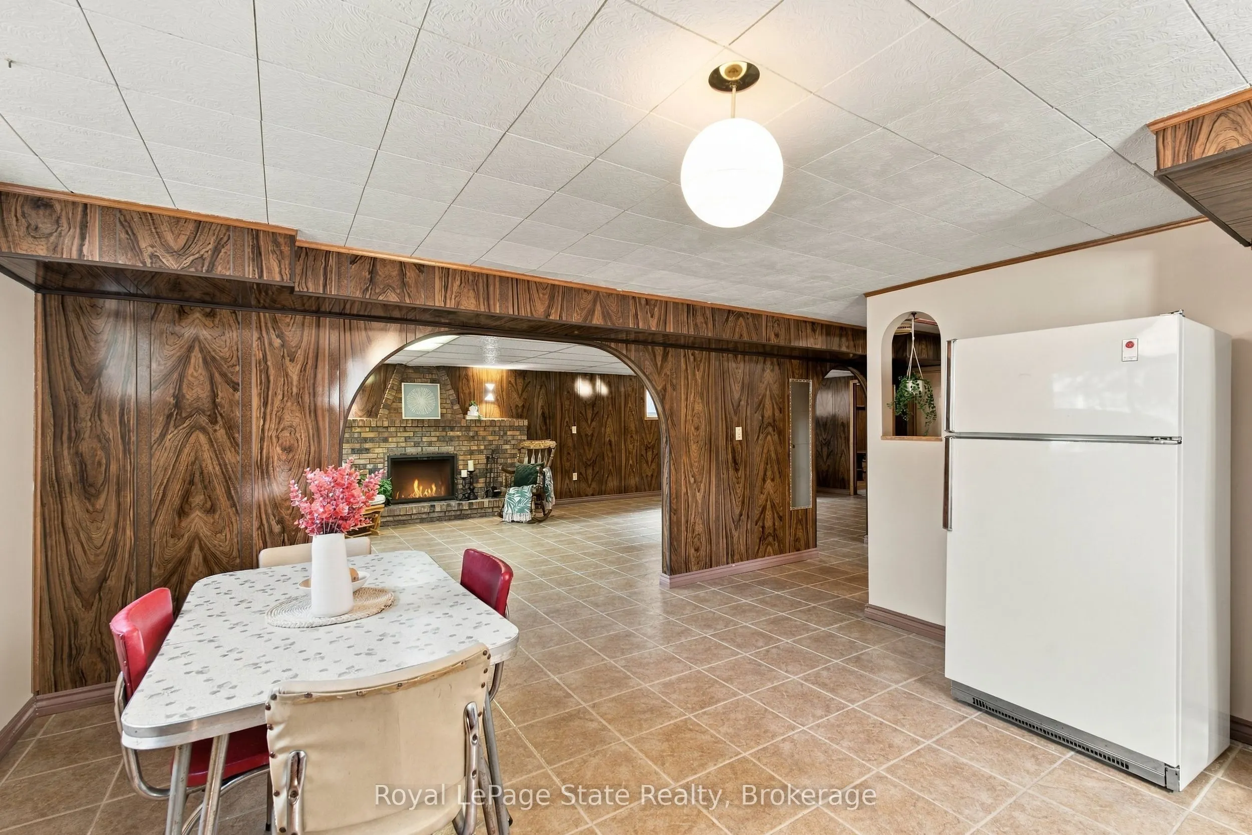 79 Oakland Drive