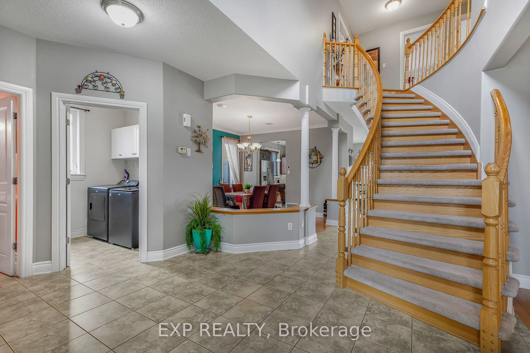 224 Topaze Crescent