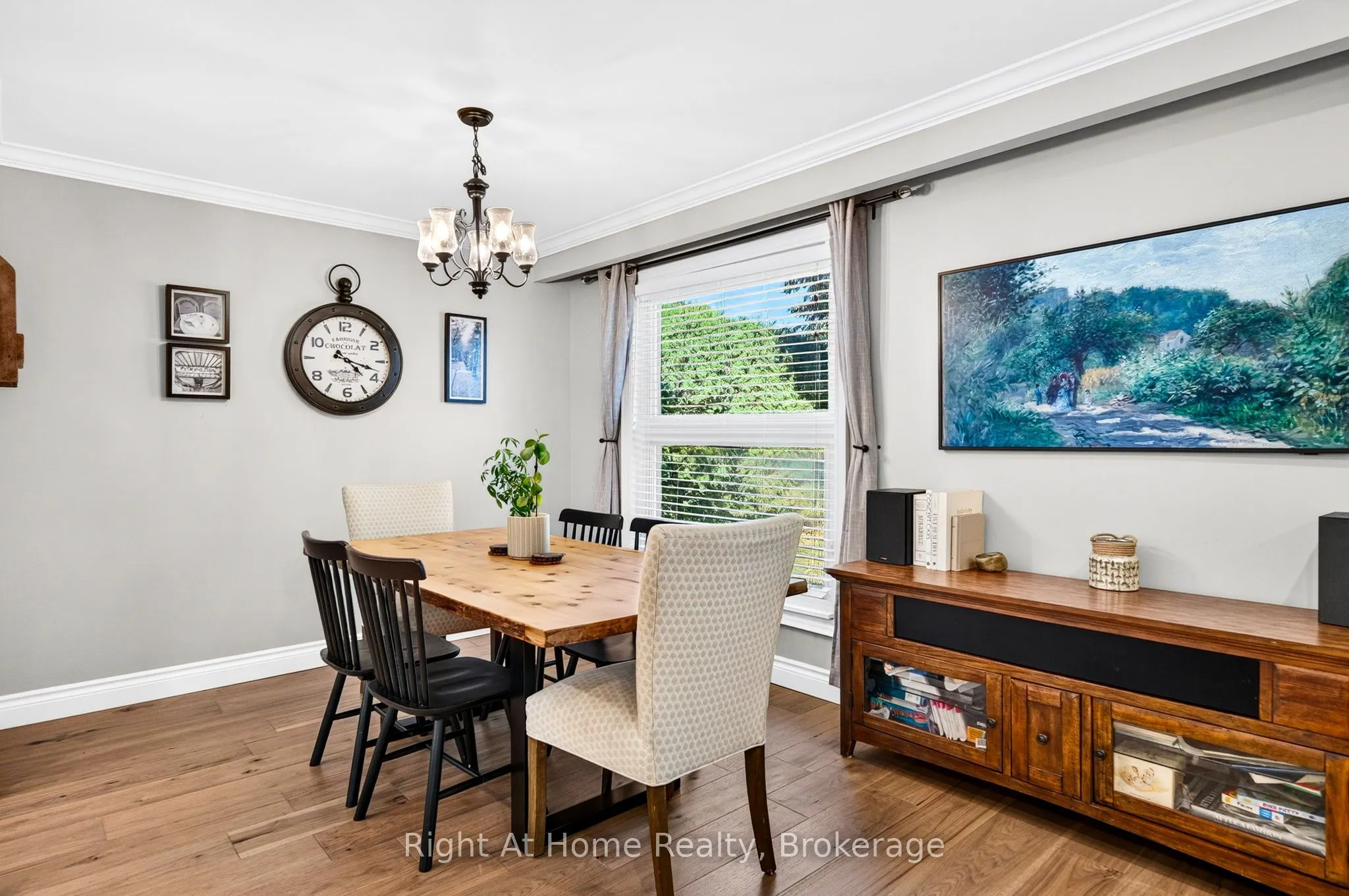 23 Laurendale Avenue