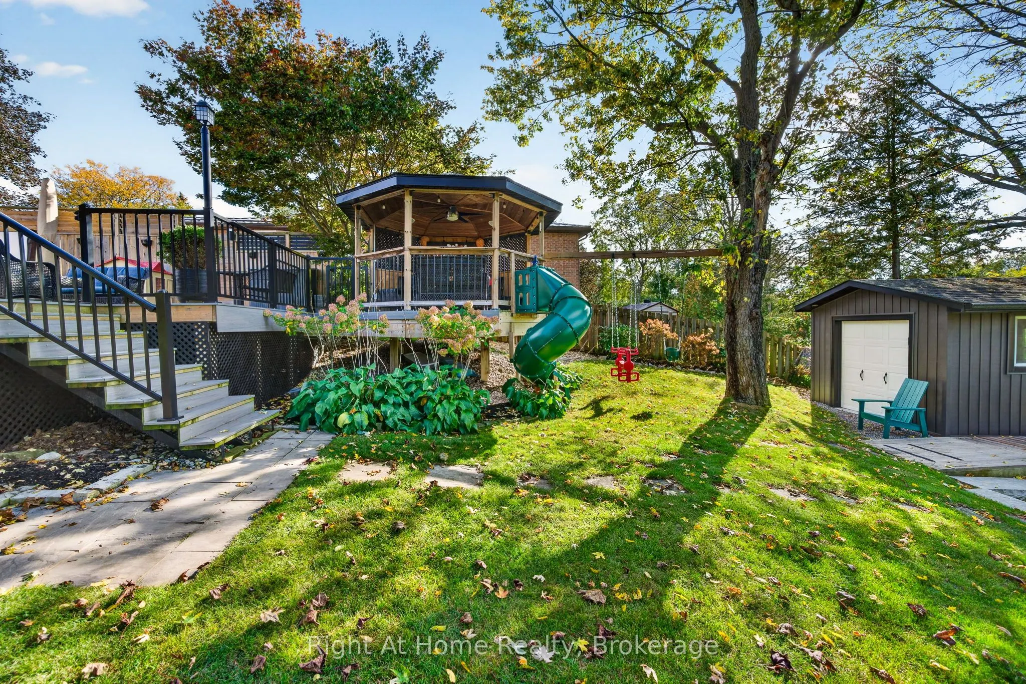 23 Laurendale Avenue