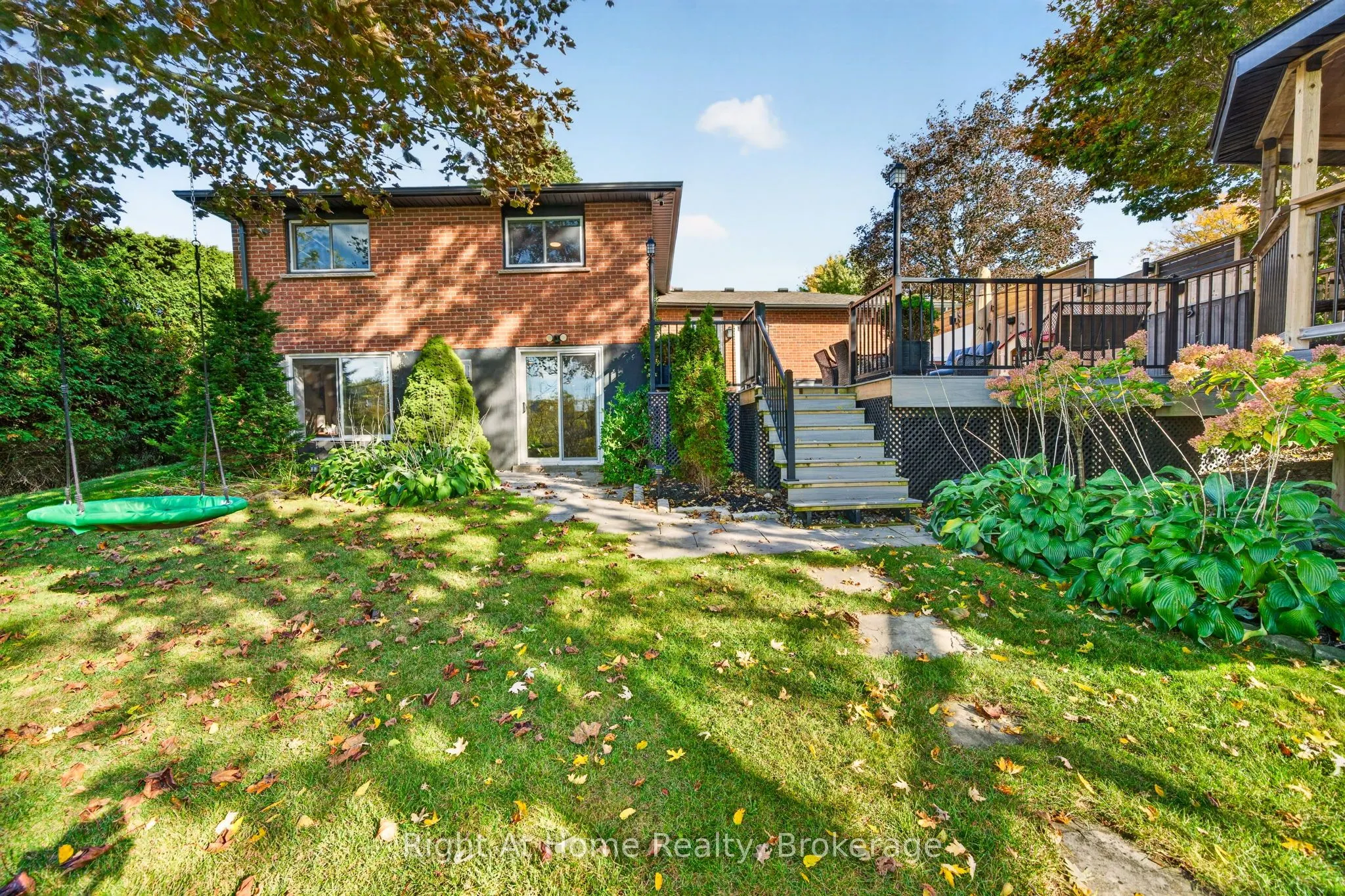 23 Laurendale Avenue