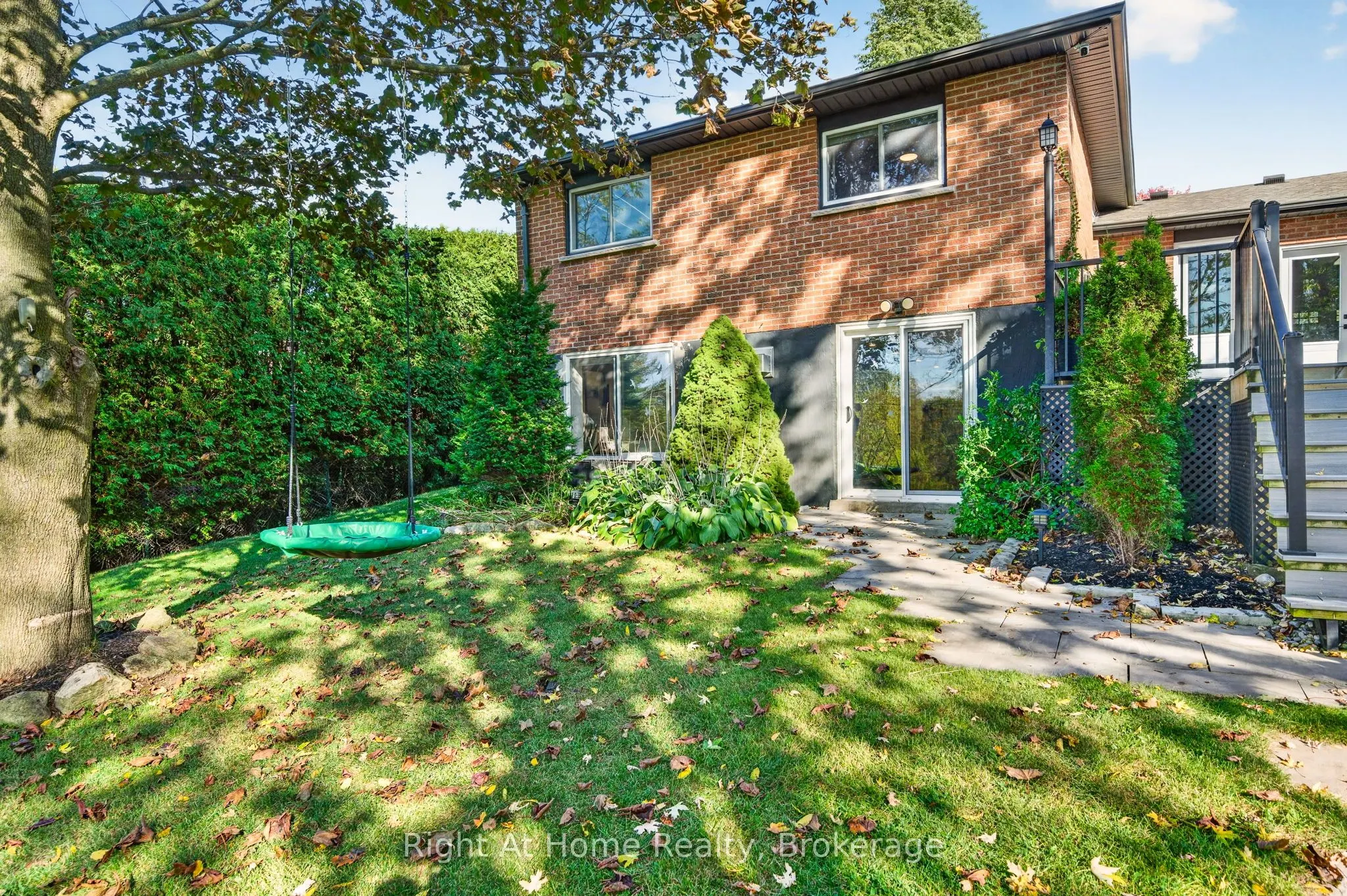 23 Laurendale Avenue