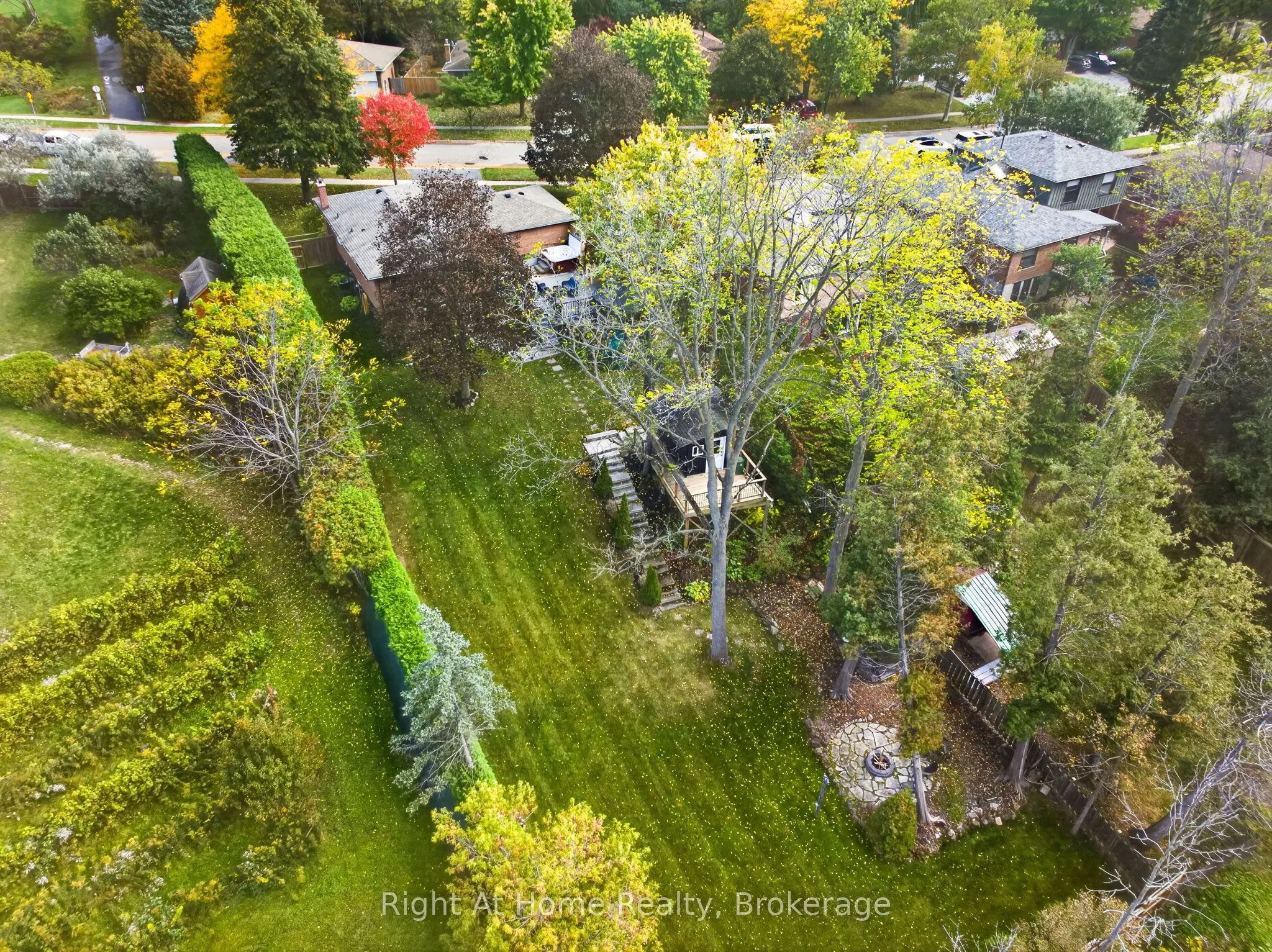 23 Laurendale Avenue
