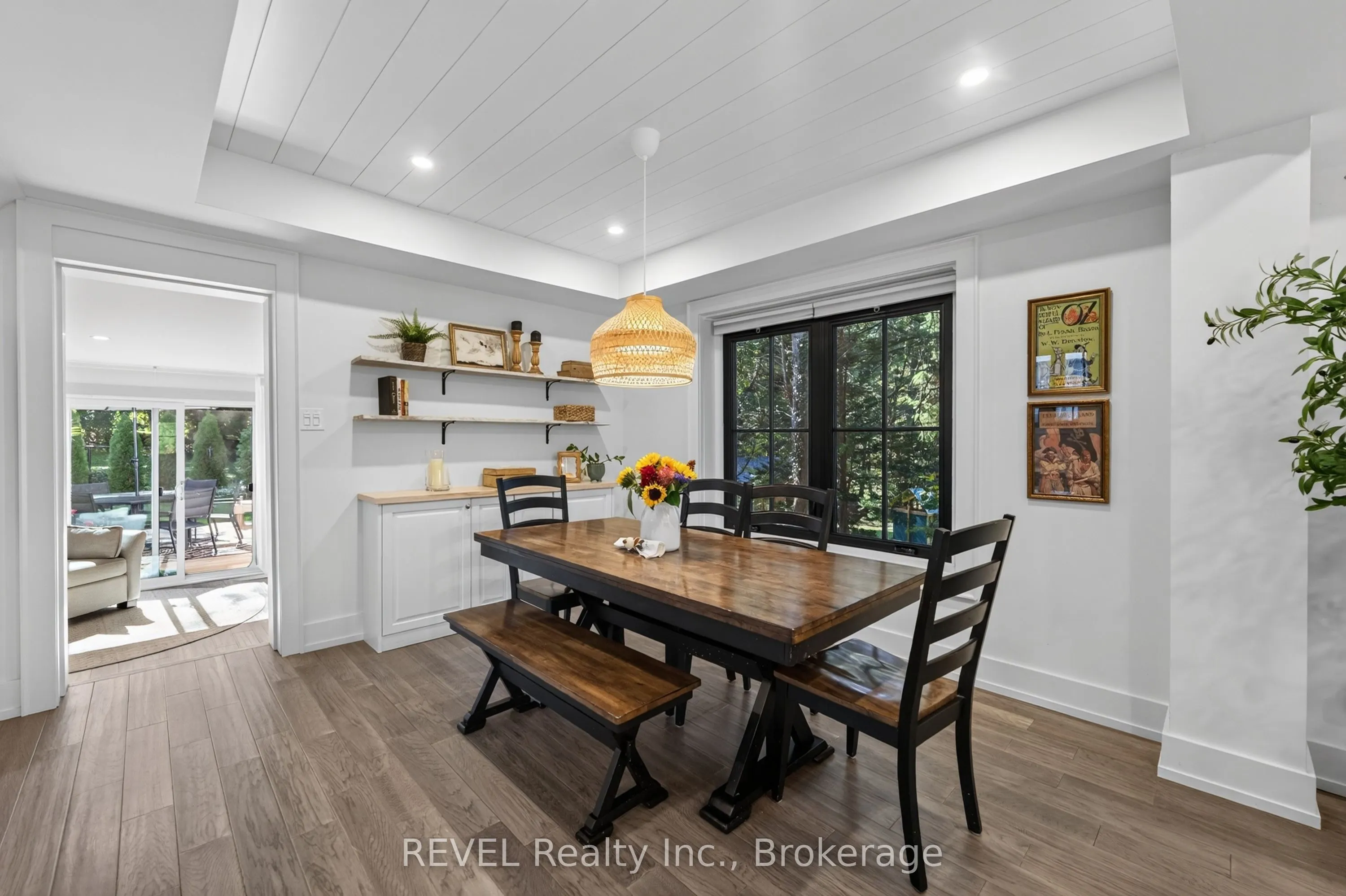 6 ELM Avenue