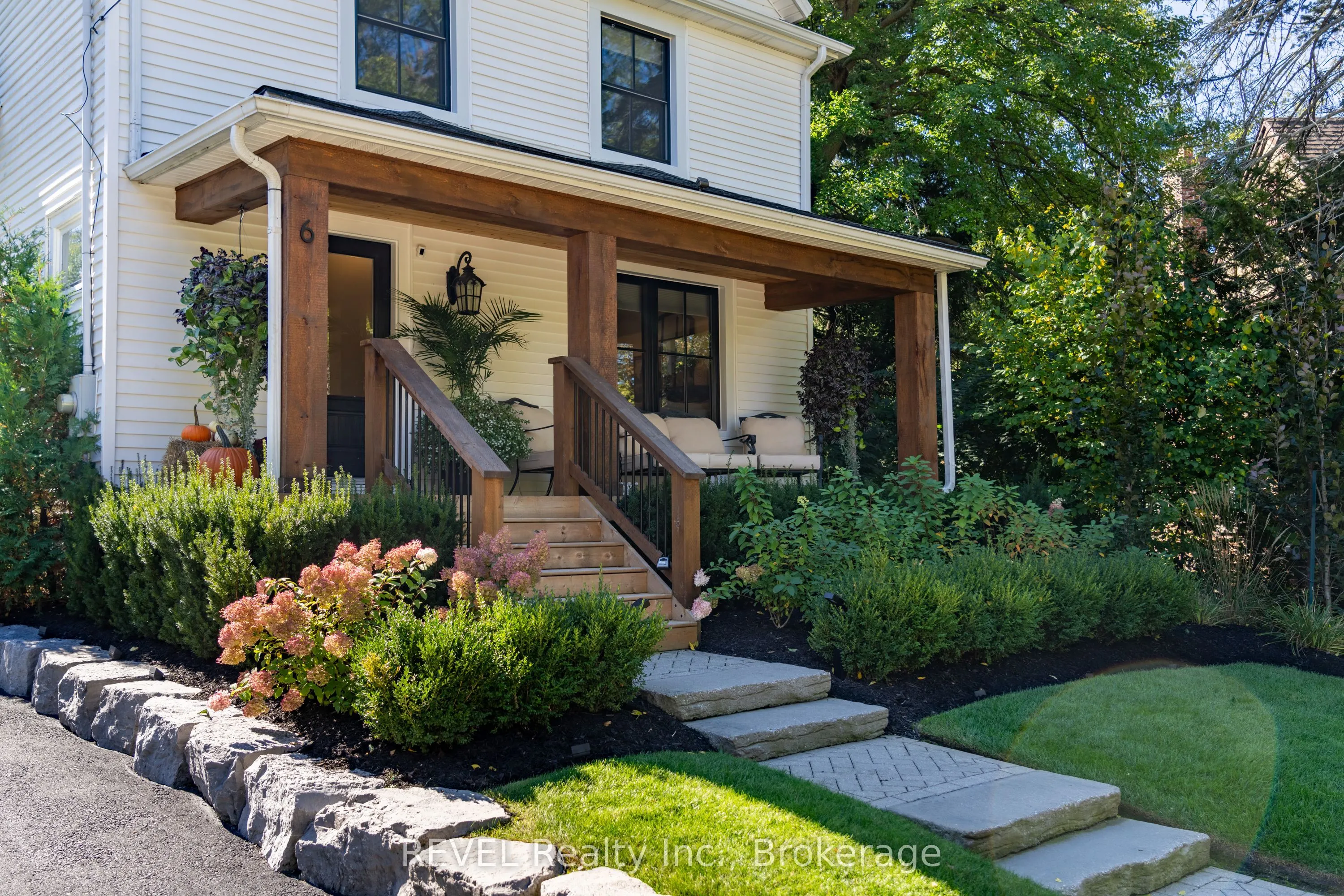 6 ELM Avenue
