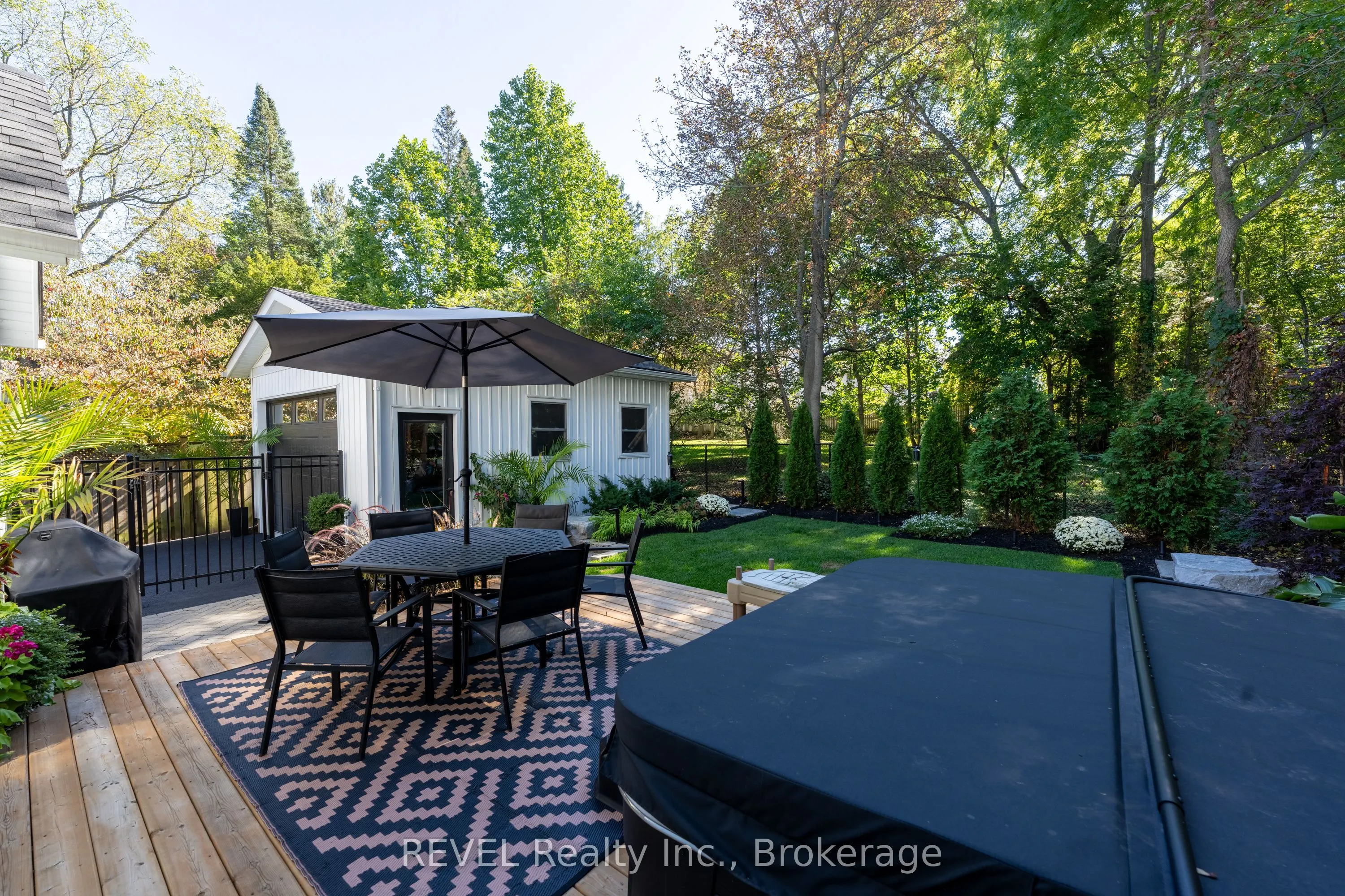 6 ELM Avenue