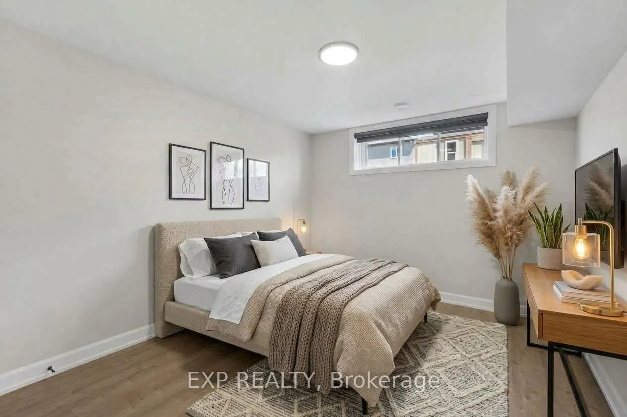1202 Montblanc Crescent