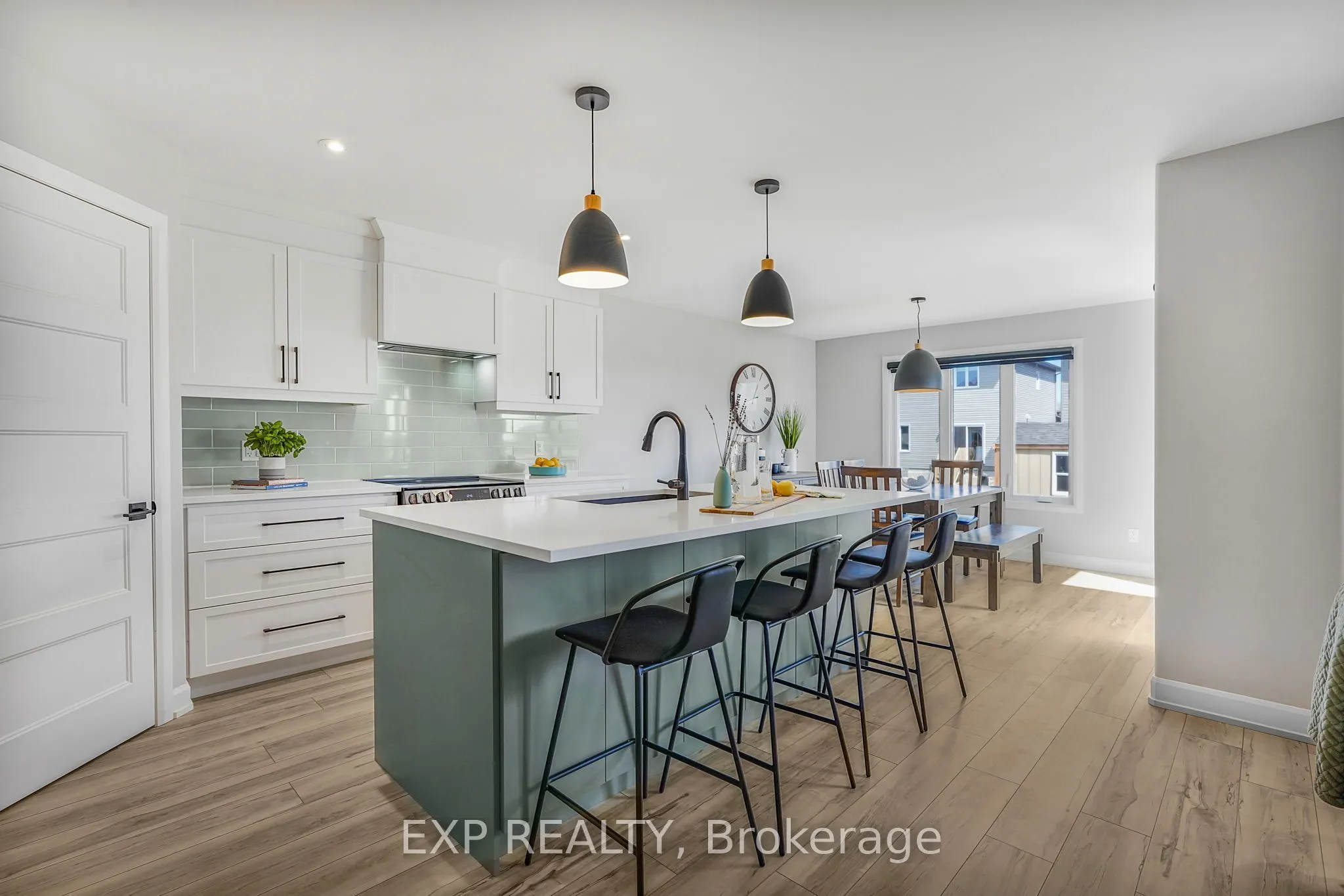 1202 Montblanc Crescent