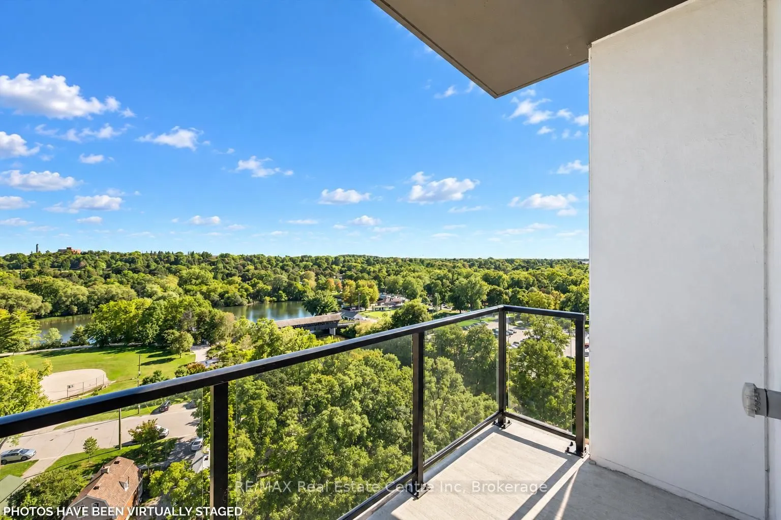 71 Wyndham Street S #1104