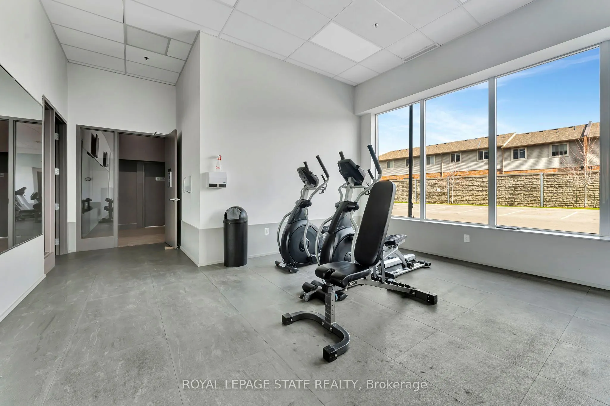 550 North Service Road #708
