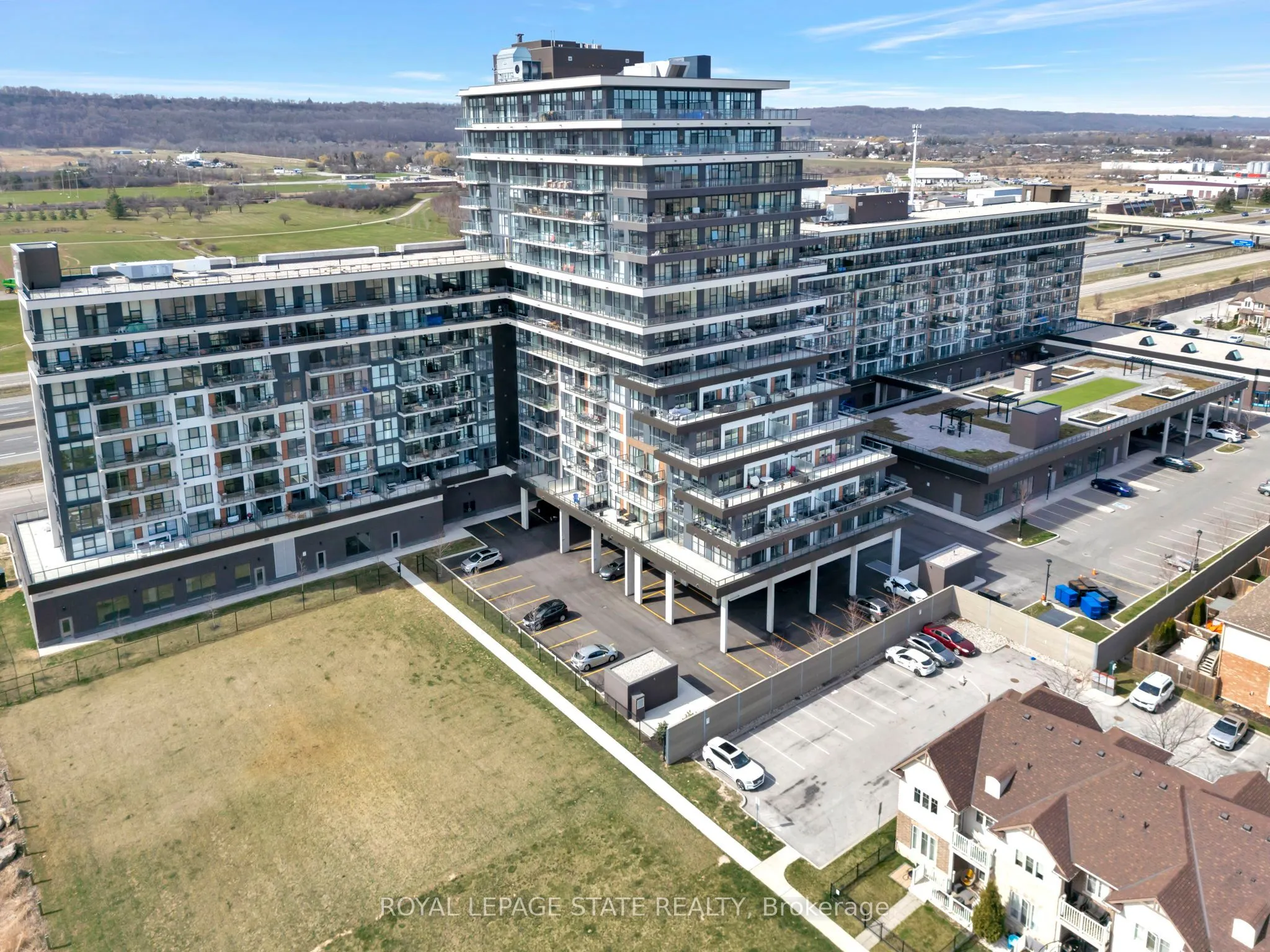 550 North Service Road #708