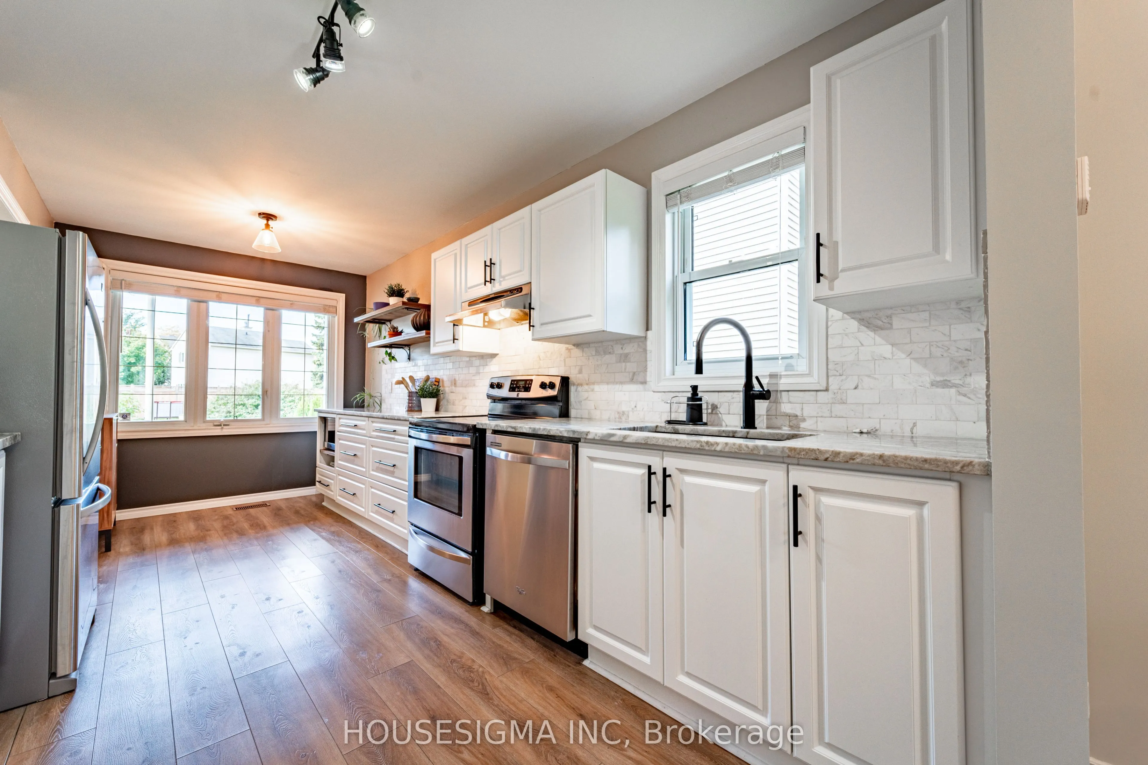 247 Mceachern Crescent