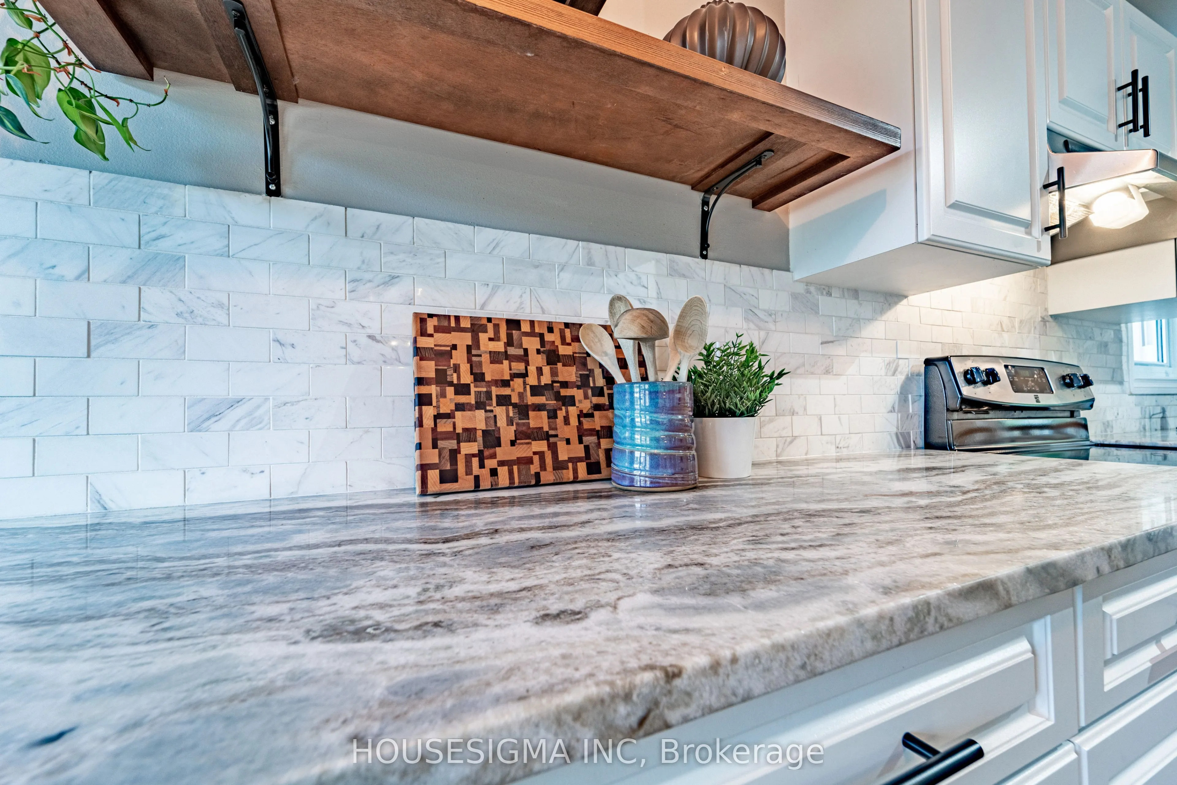 247 Mceachern Crescent