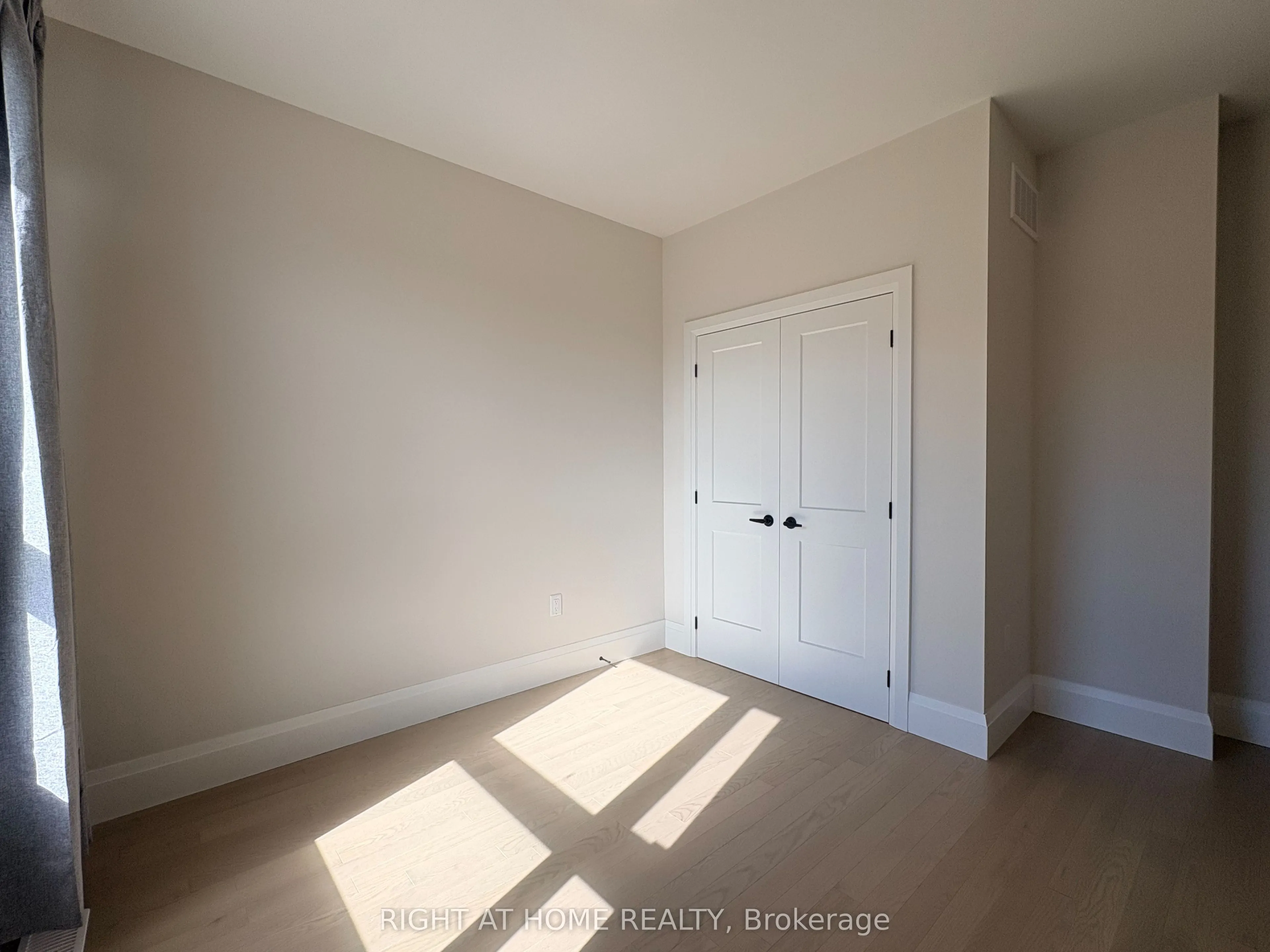 194 Stoneleigh Drive