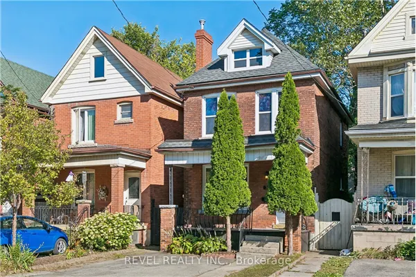 36 Holton Avenue N