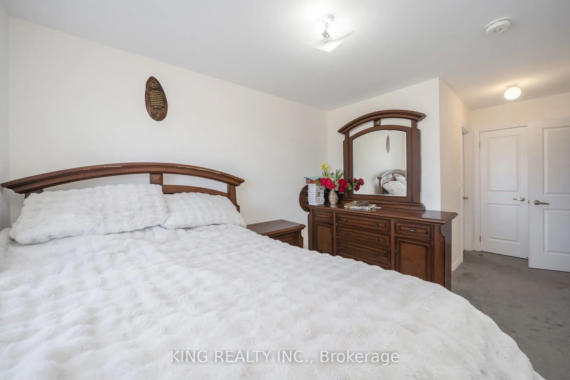 7 Todd Crescent