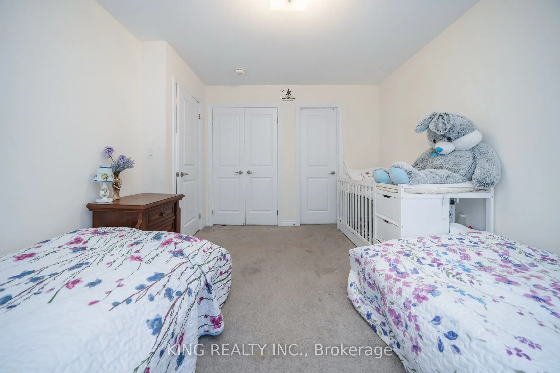 7 Todd Crescent