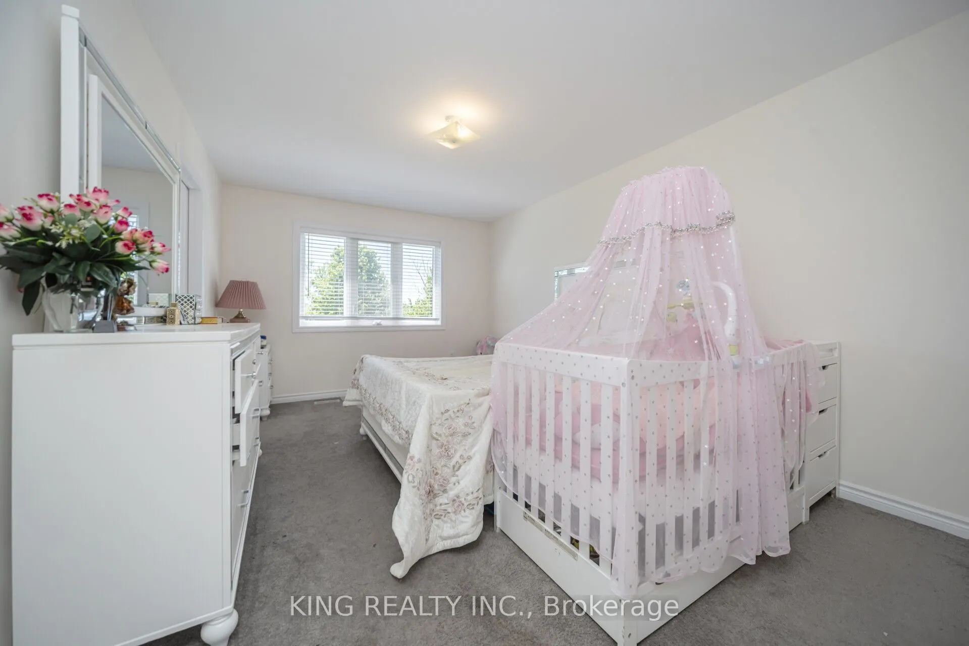 7 Todd Crescent