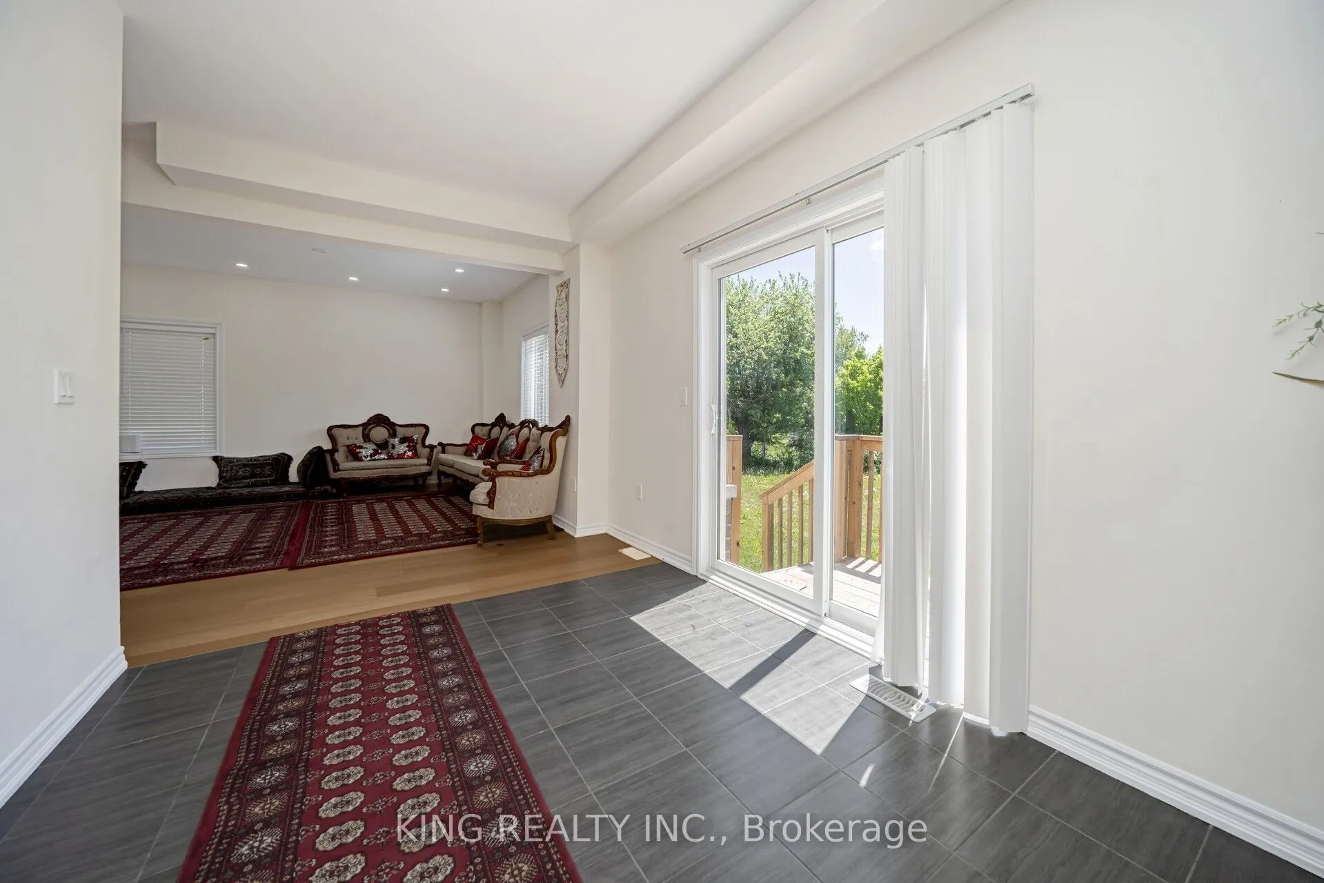 7 Todd Crescent