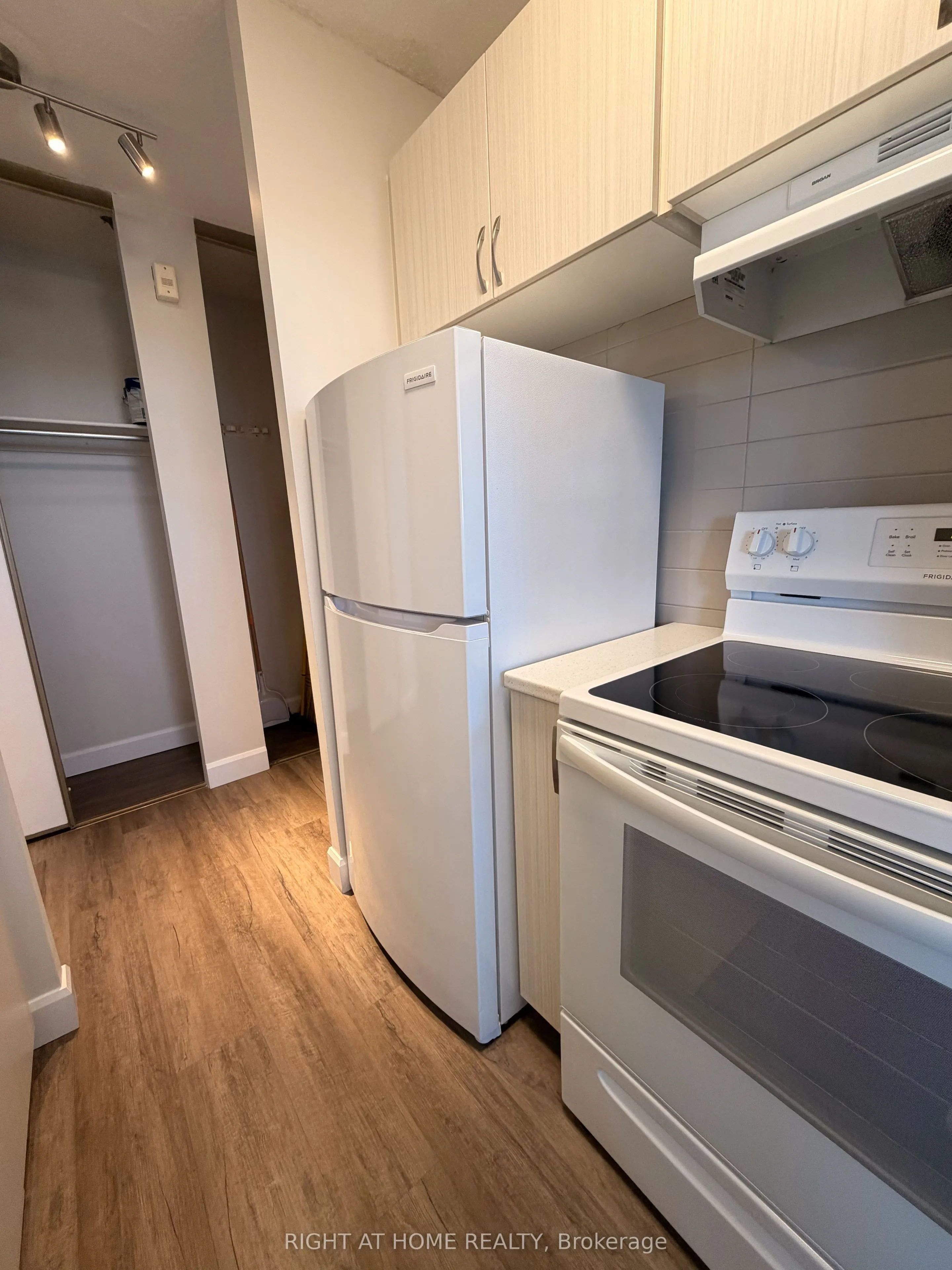 215 Glenridge Avenue #505